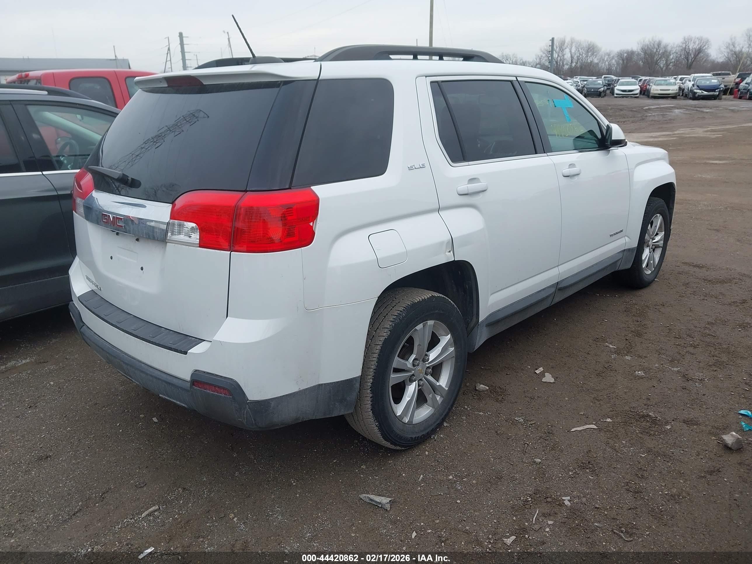 GMC TERRAIN image 4