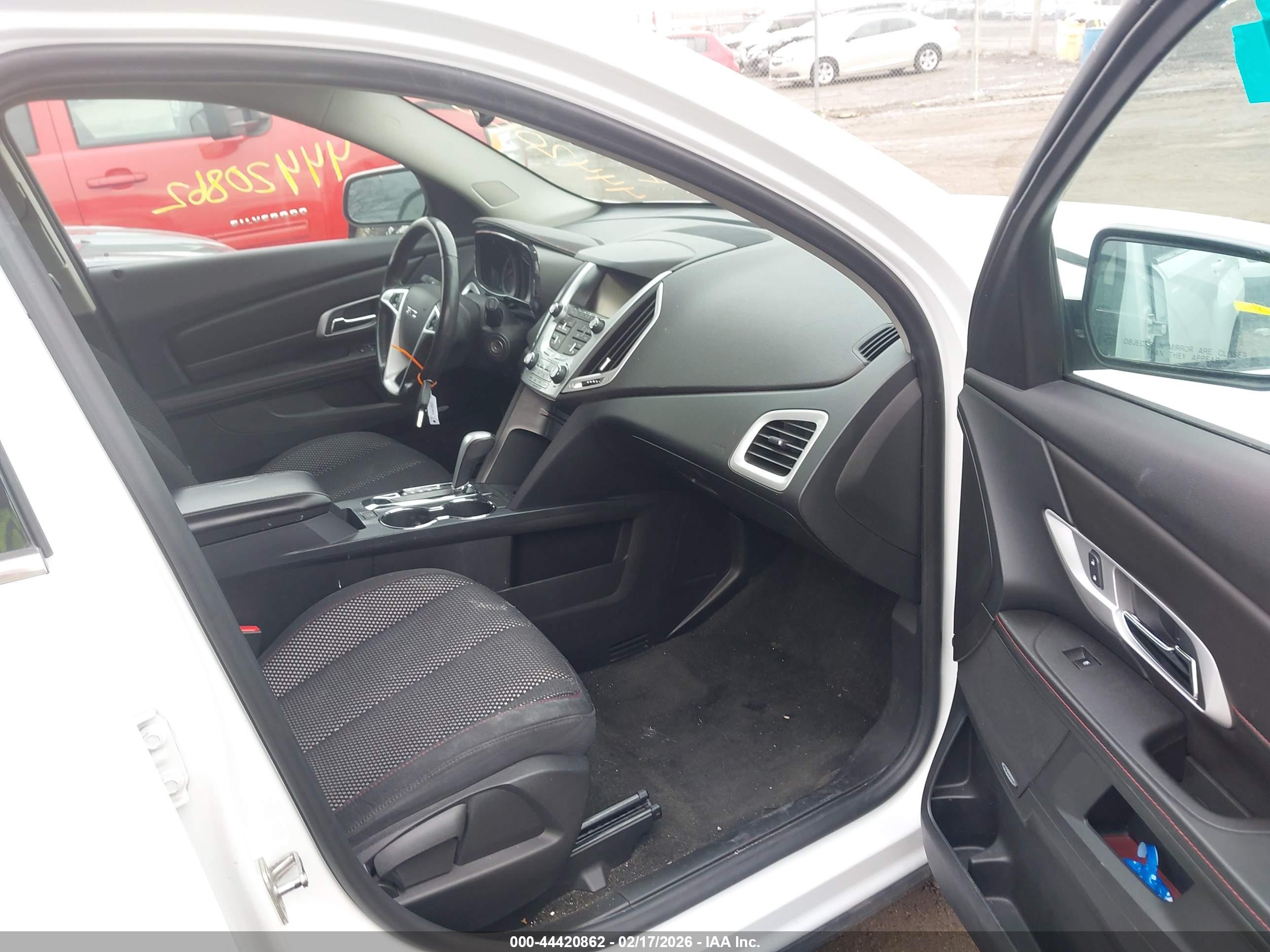 GMC TERRAIN image 5
