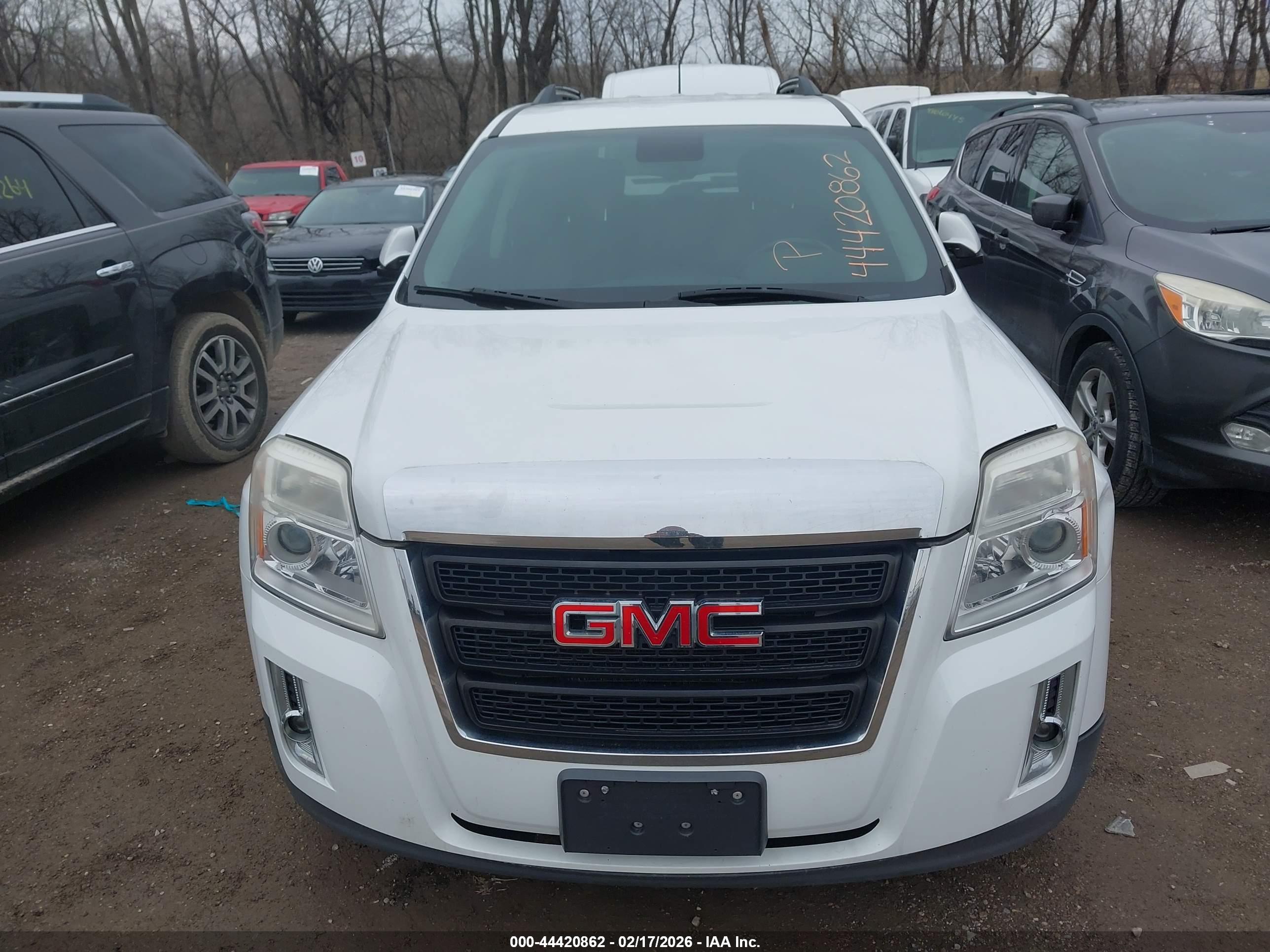 GMC TERRAIN image 6