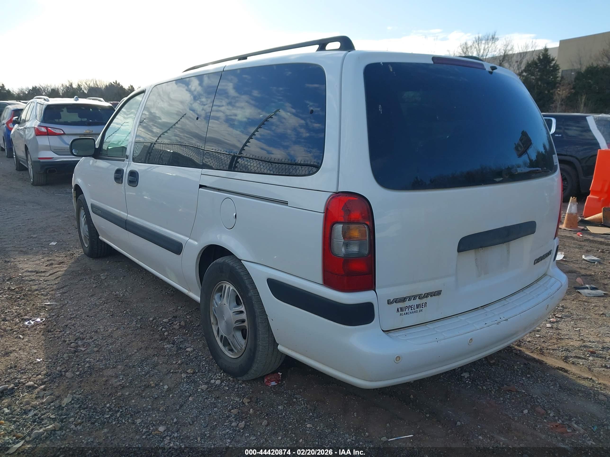 CHEVROLET VENTURE image 3