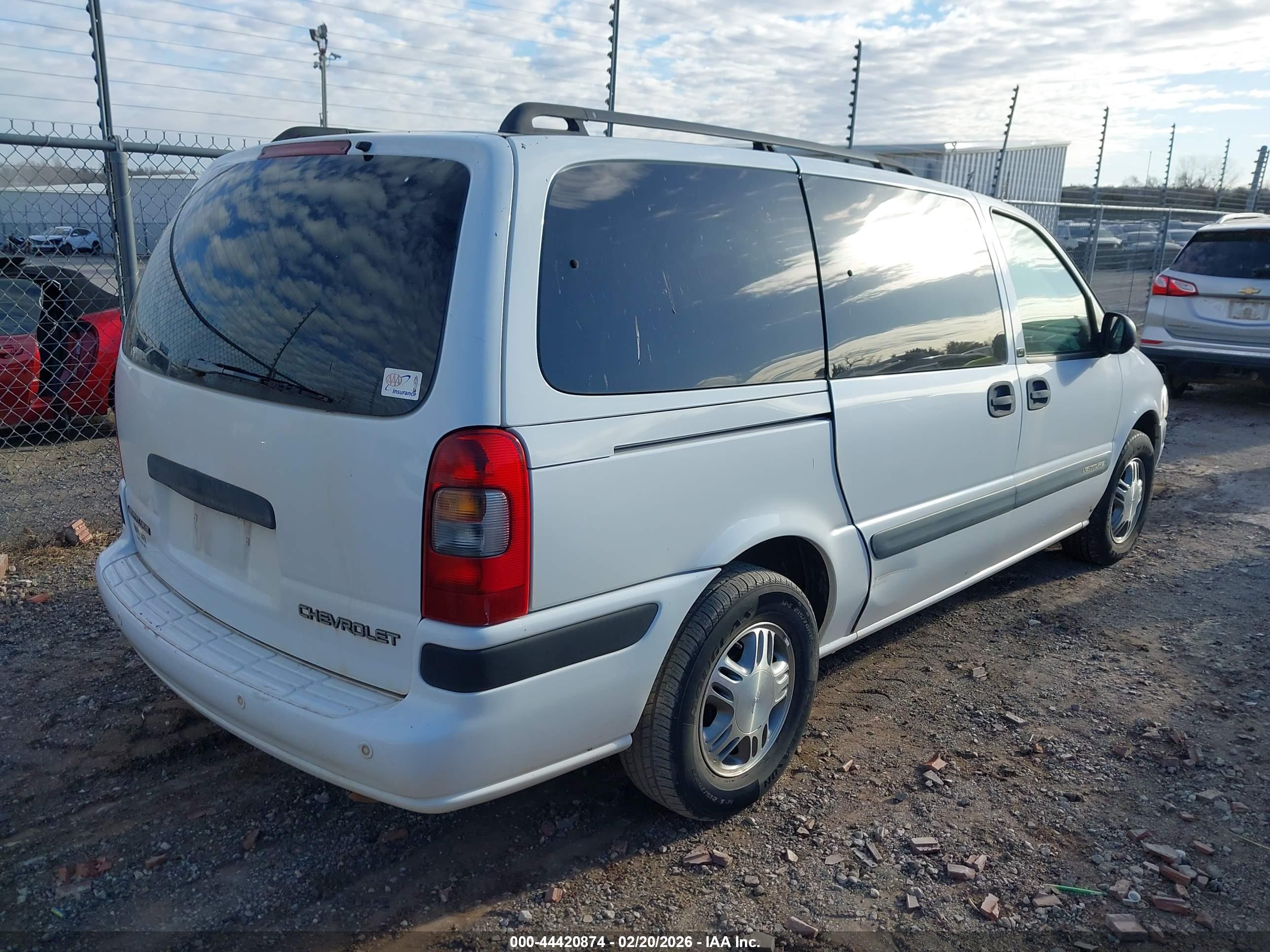 CHEVROLET VENTURE image 4