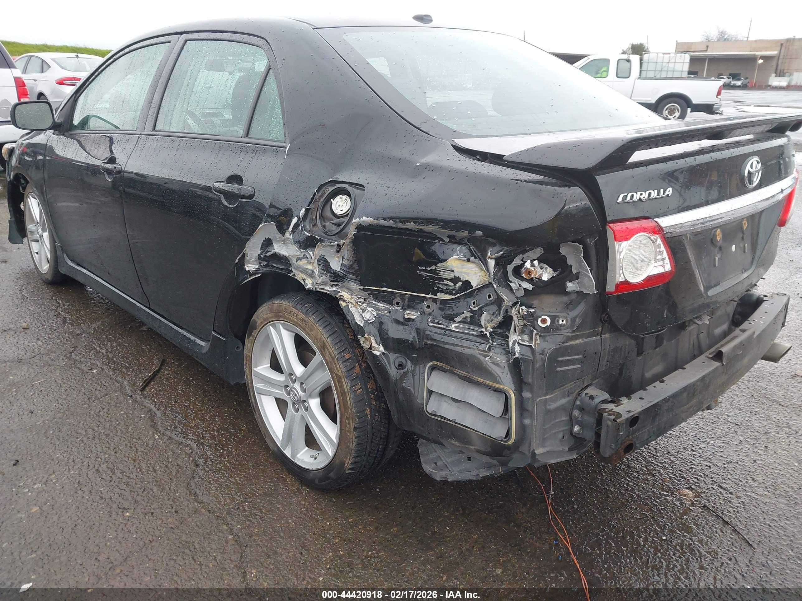 TOYOTA COROLLA image 6