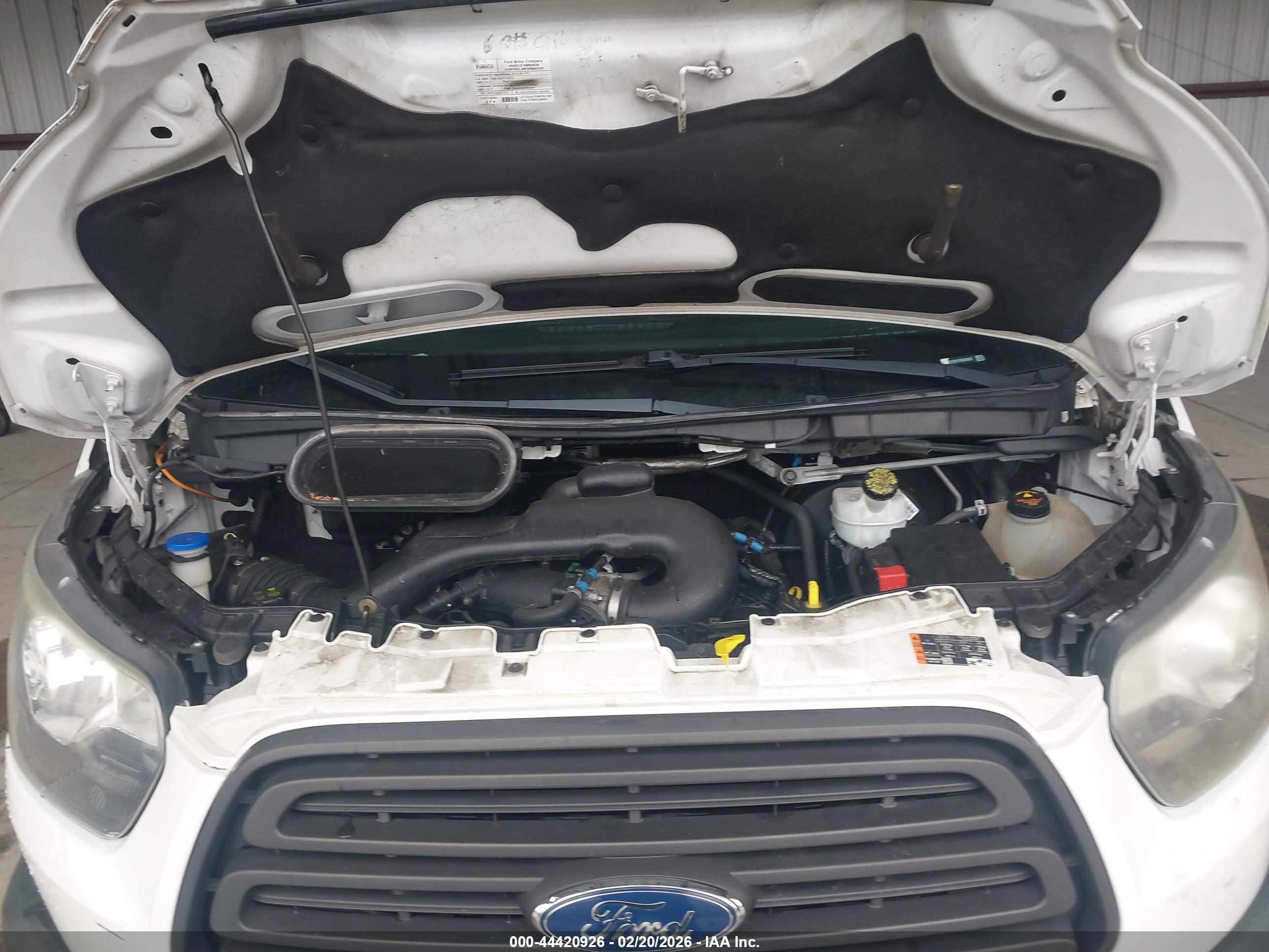 FORD TRANSIT-350 image 10