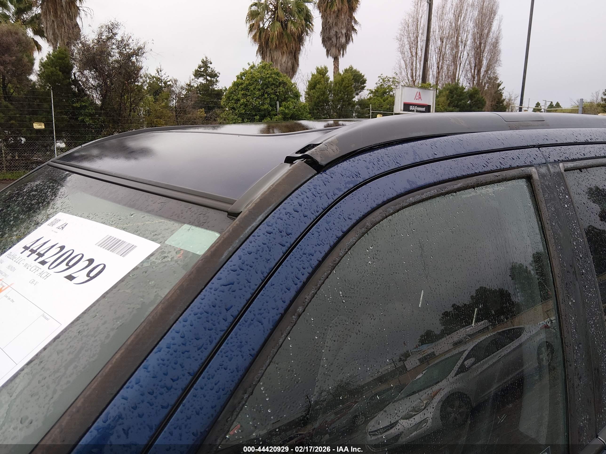 HONDA CR-V image 6