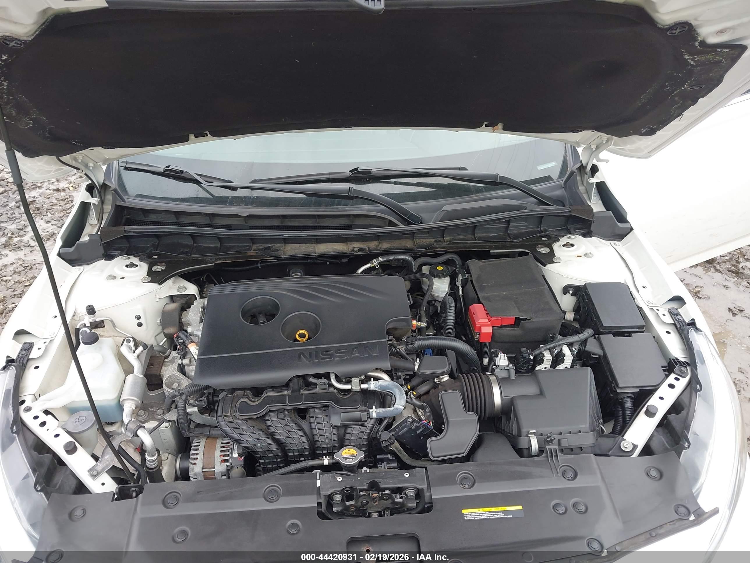 NISSAN ALTIMA image 10