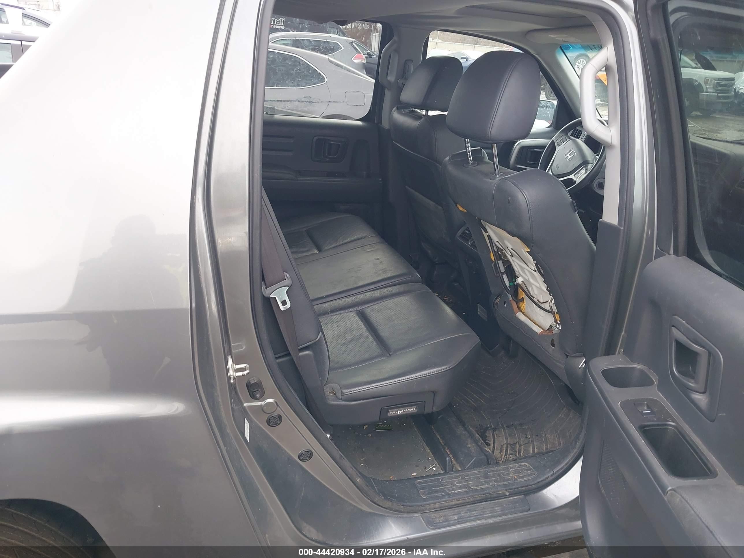 HONDA RIDGELINE image 8