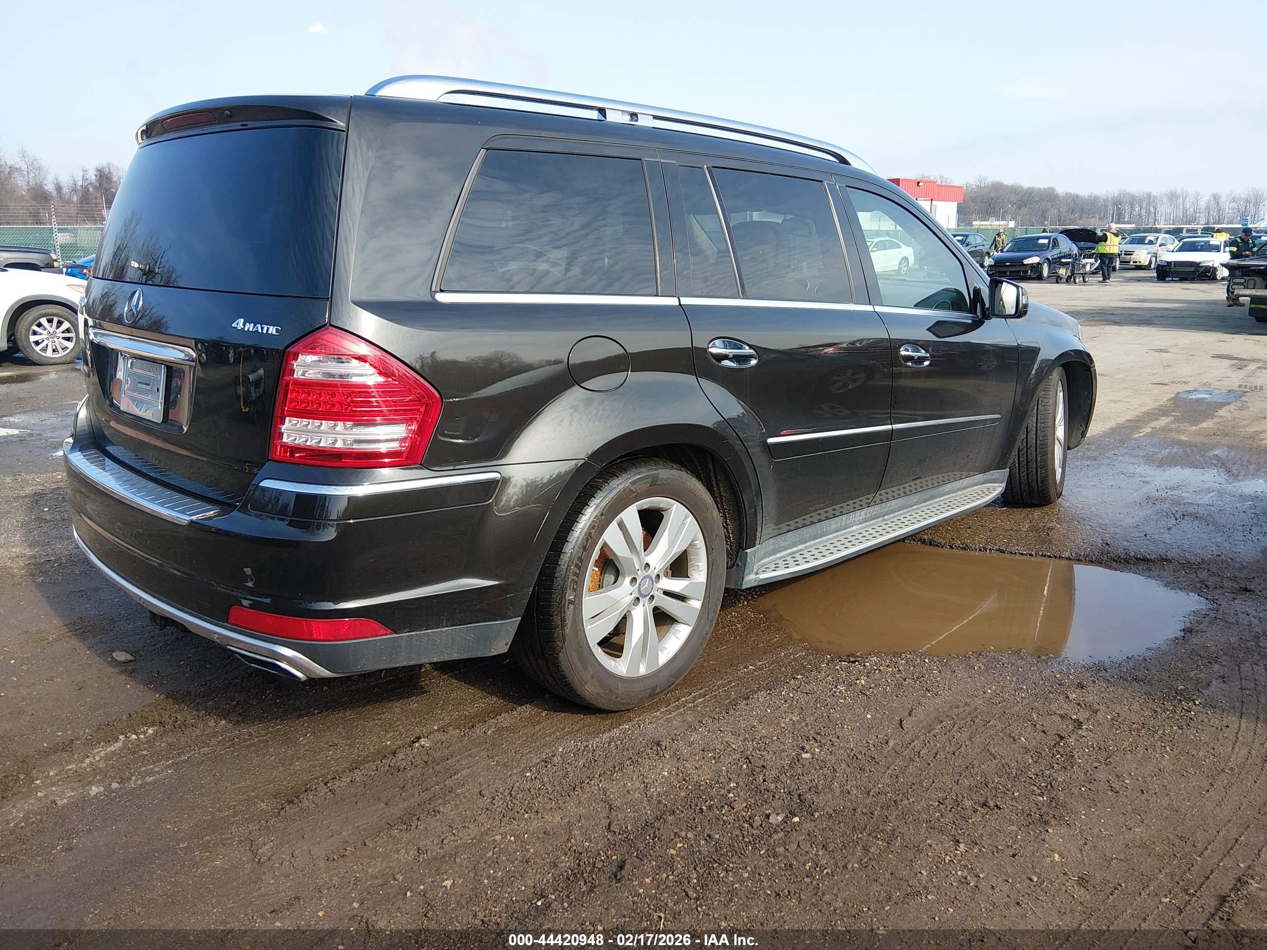 MERCEDES-BENZ GL image 4