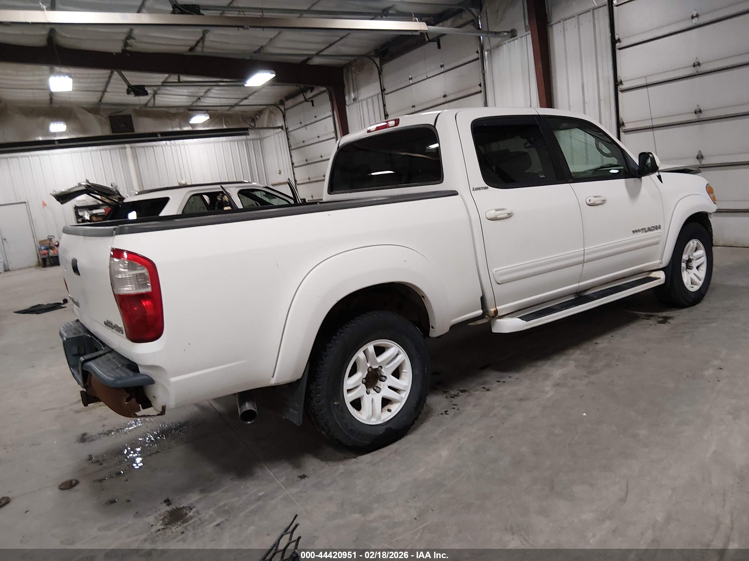 TOYOTA TUNDRA image 4