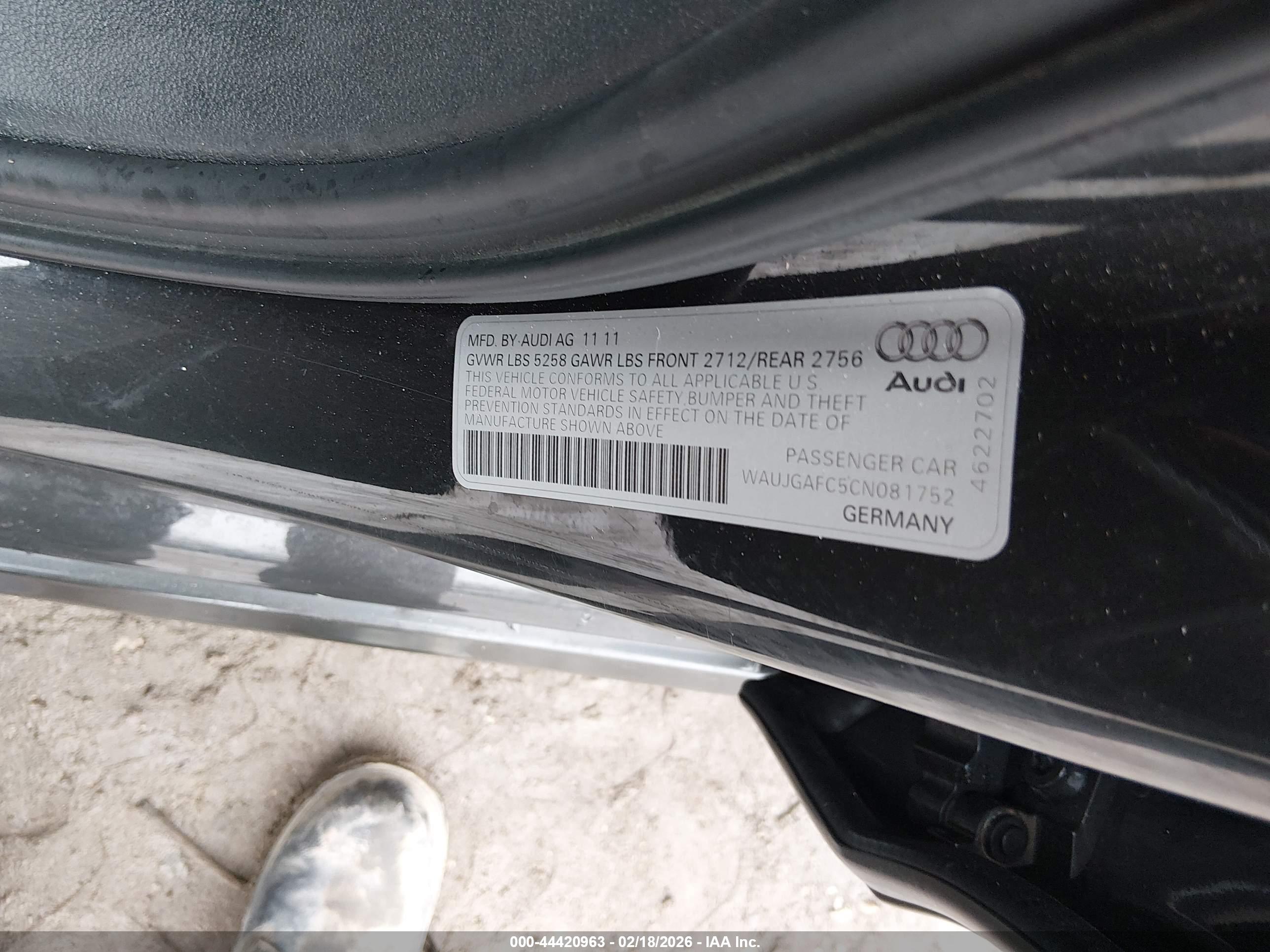 AUDI A6 image 9