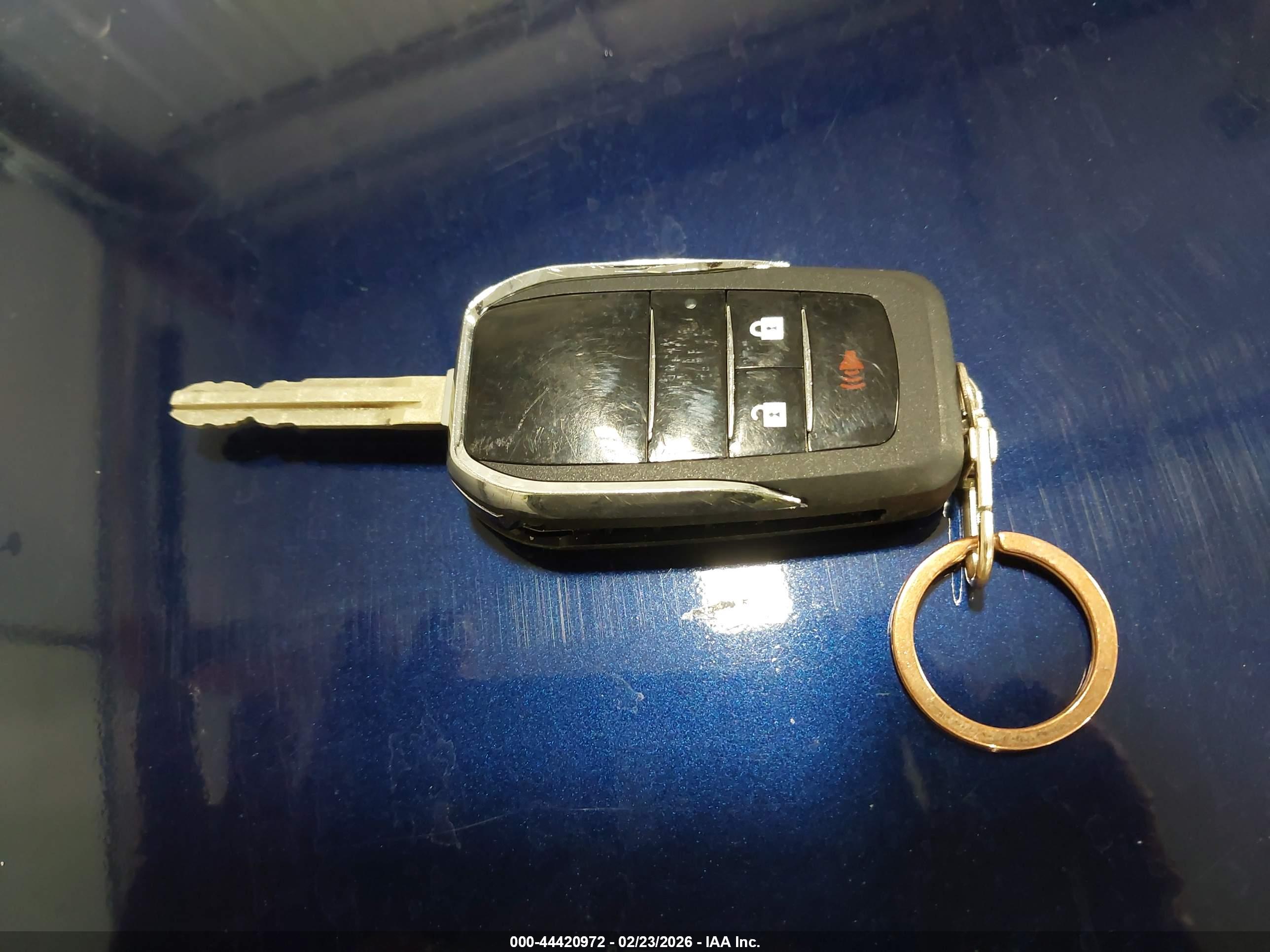 TOYOTA RAV4 image 11