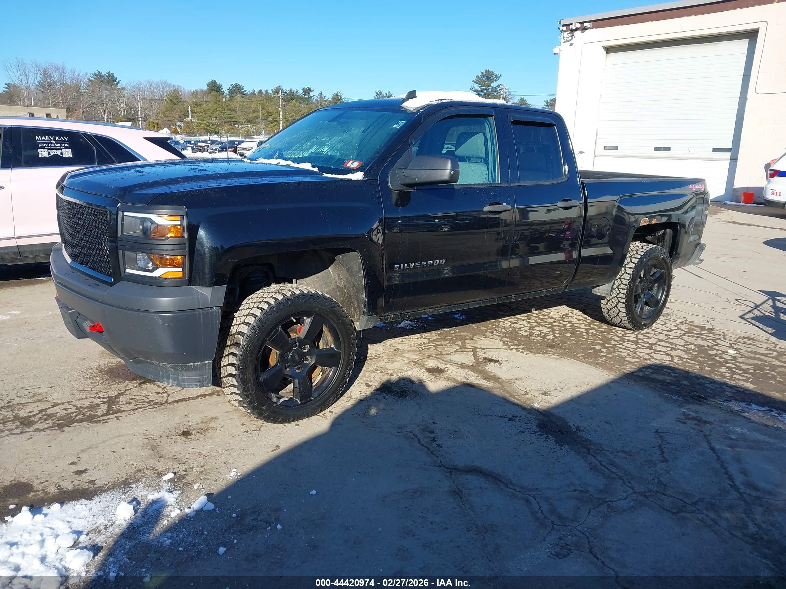 CHEVROLET SILVERADO image 2