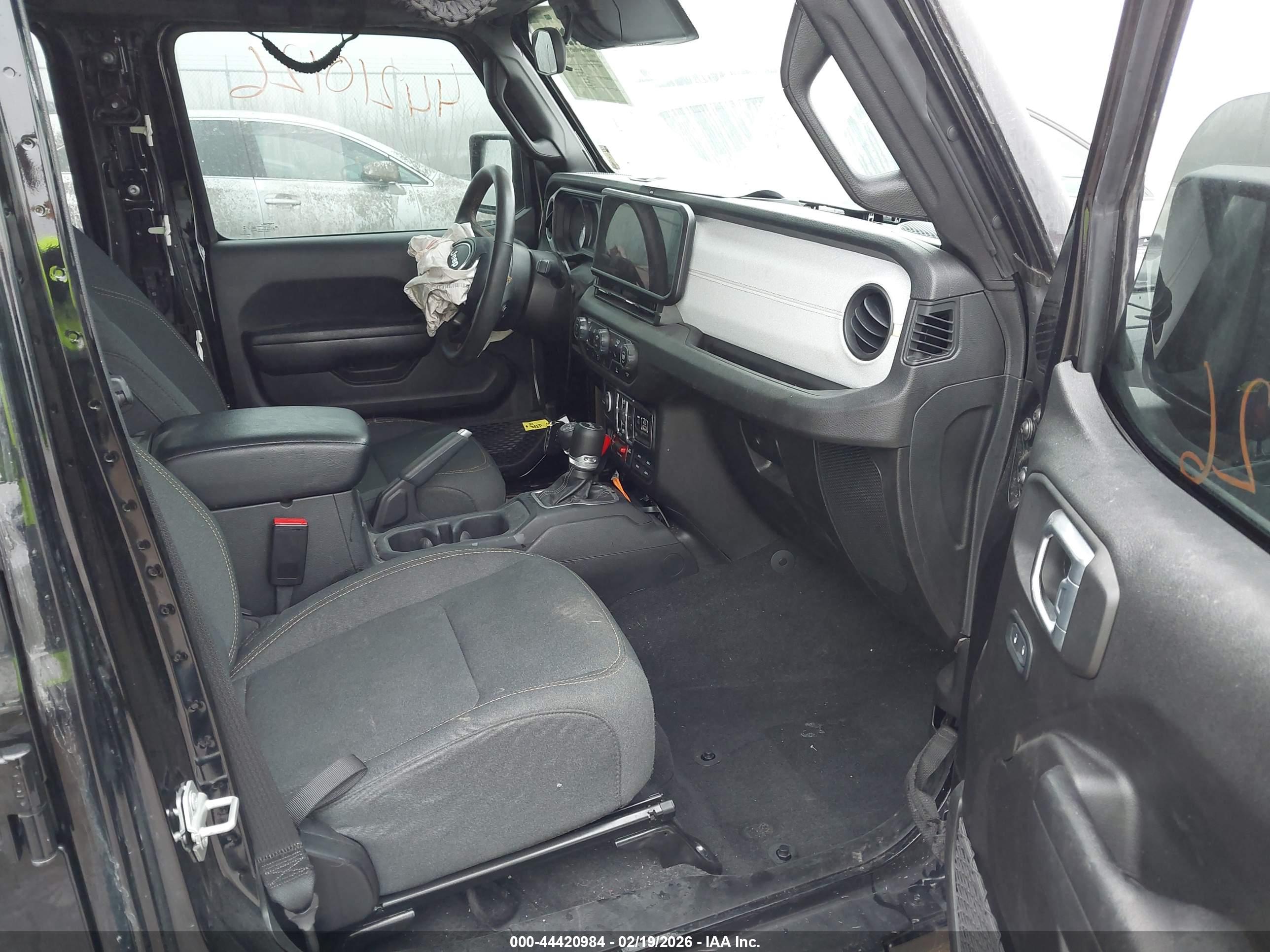 JEEP WRANGLER image 5
