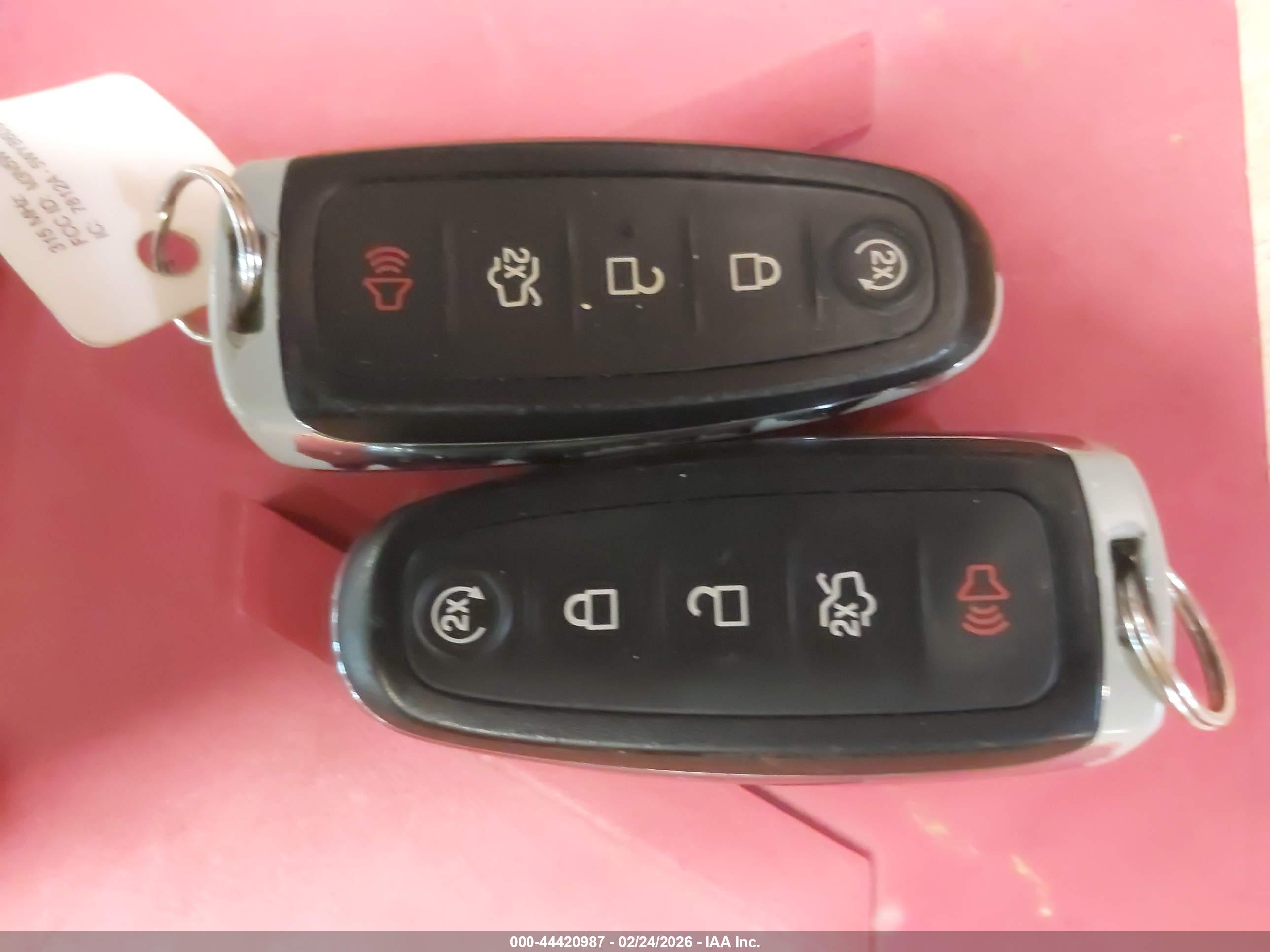 FORD ESCAPE image 11