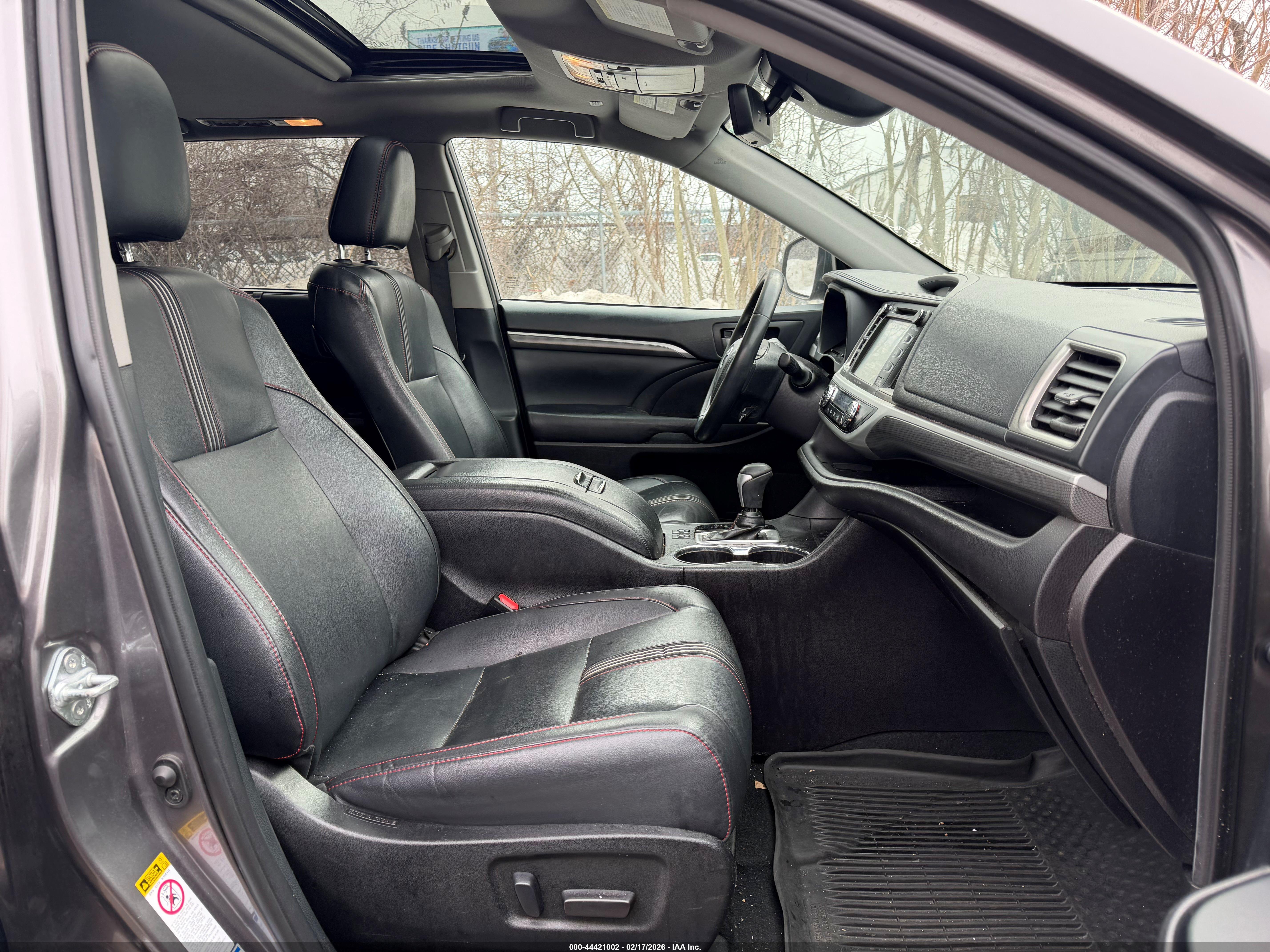 TOYOTA HIGHLANDER image 5