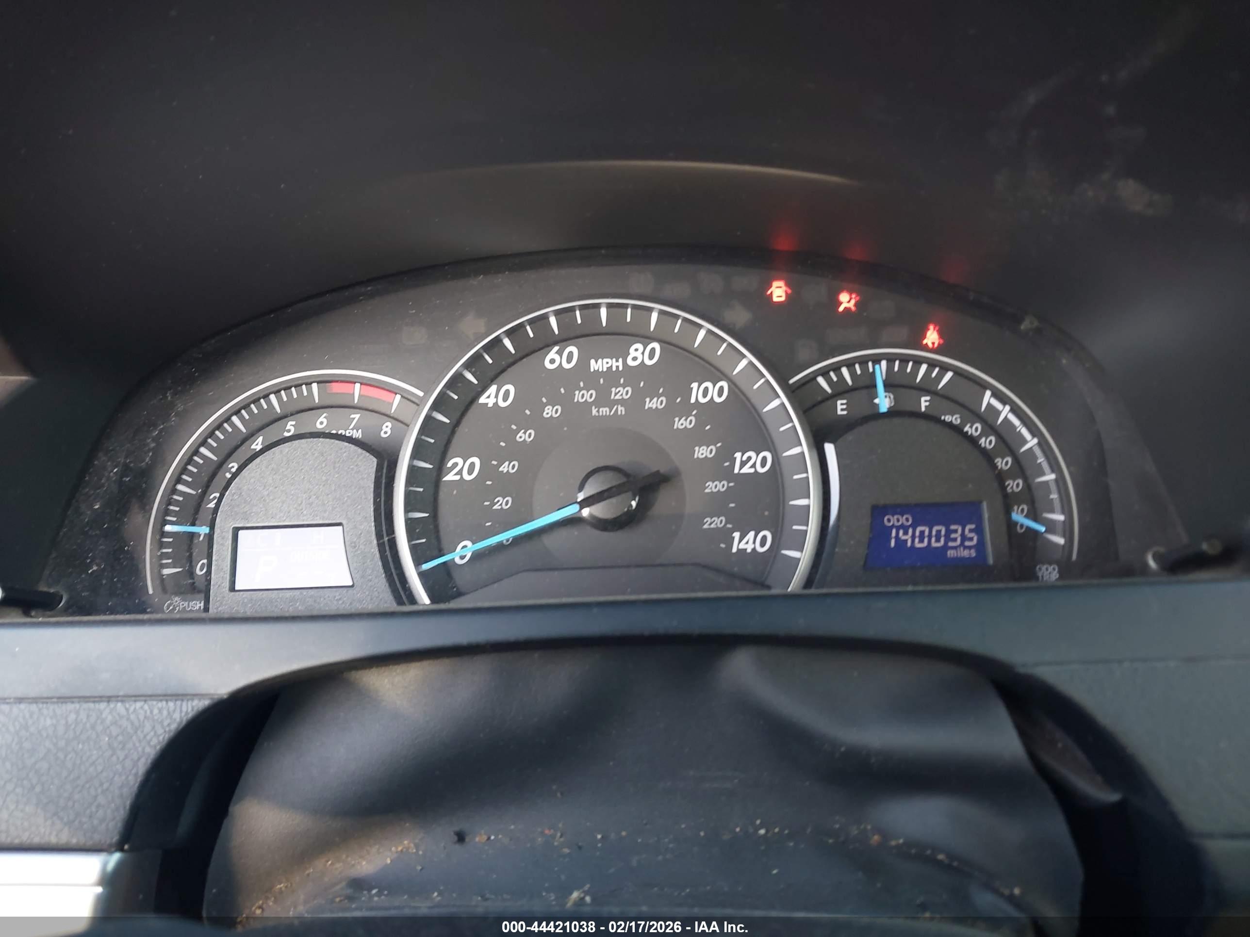 TOYOTA CAMRY image 7