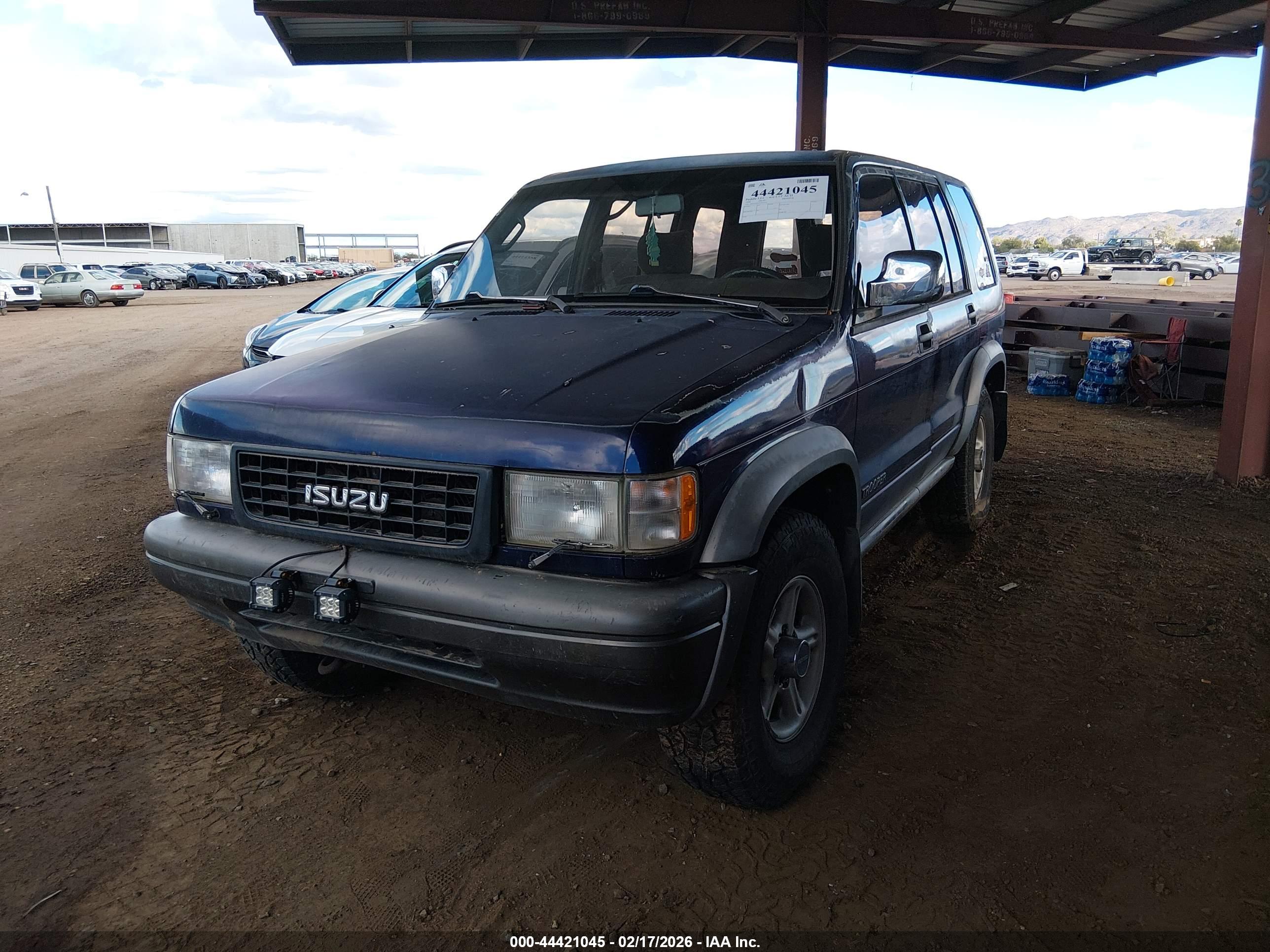ISUZU TROOPER image 6