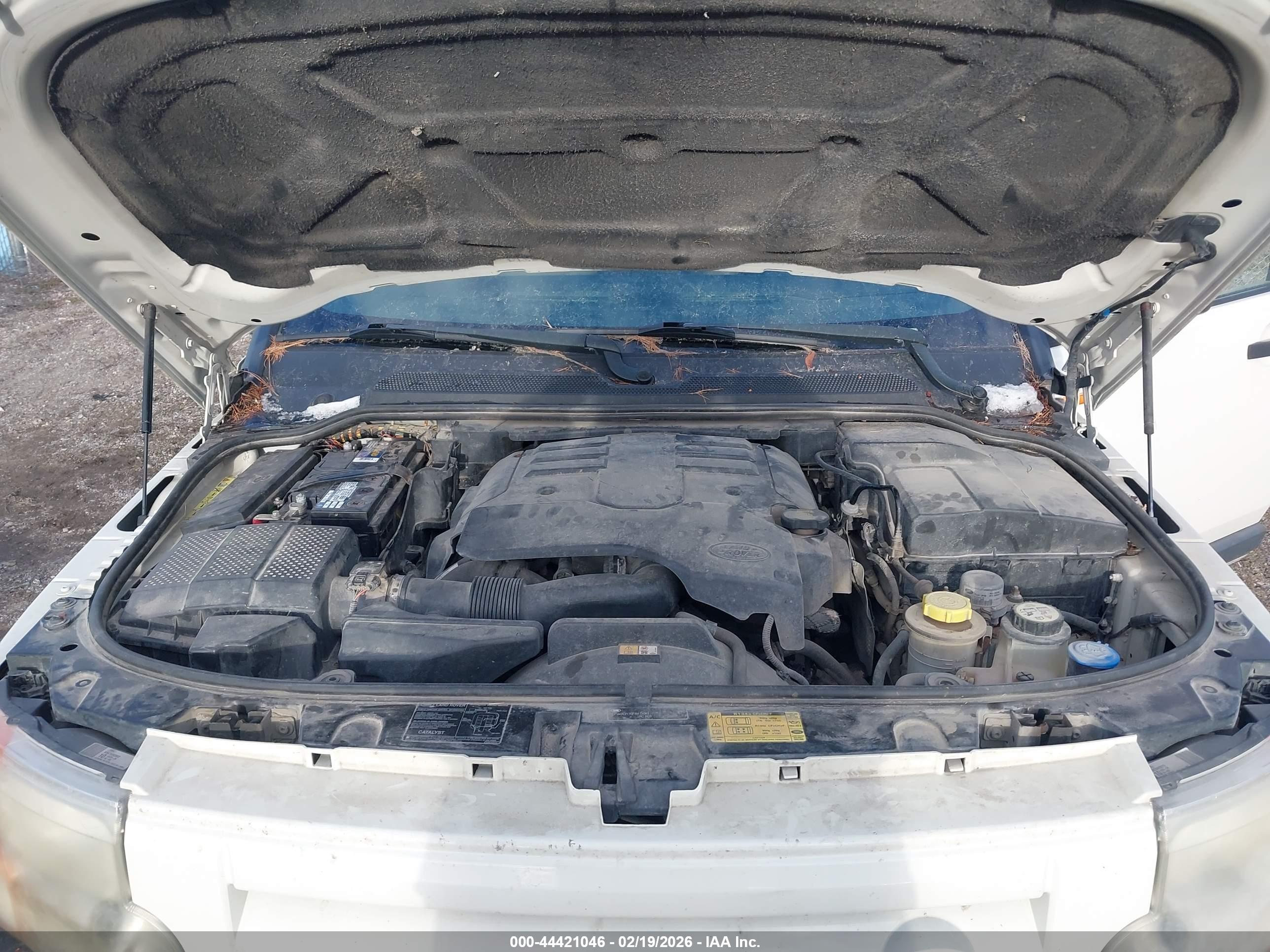 LAND ROVER image 10