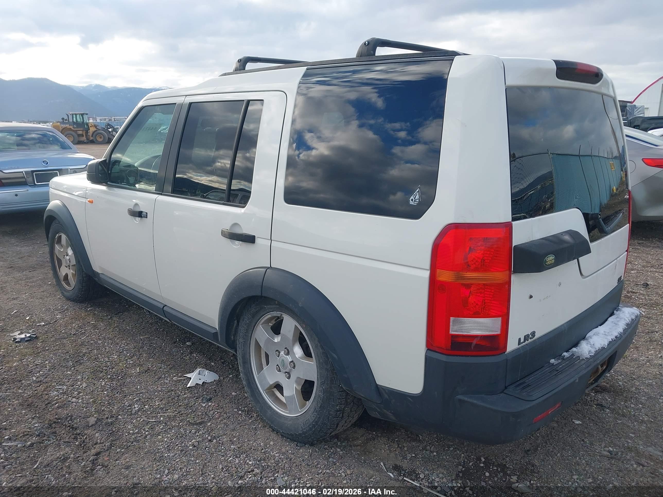 LAND ROVER image 3