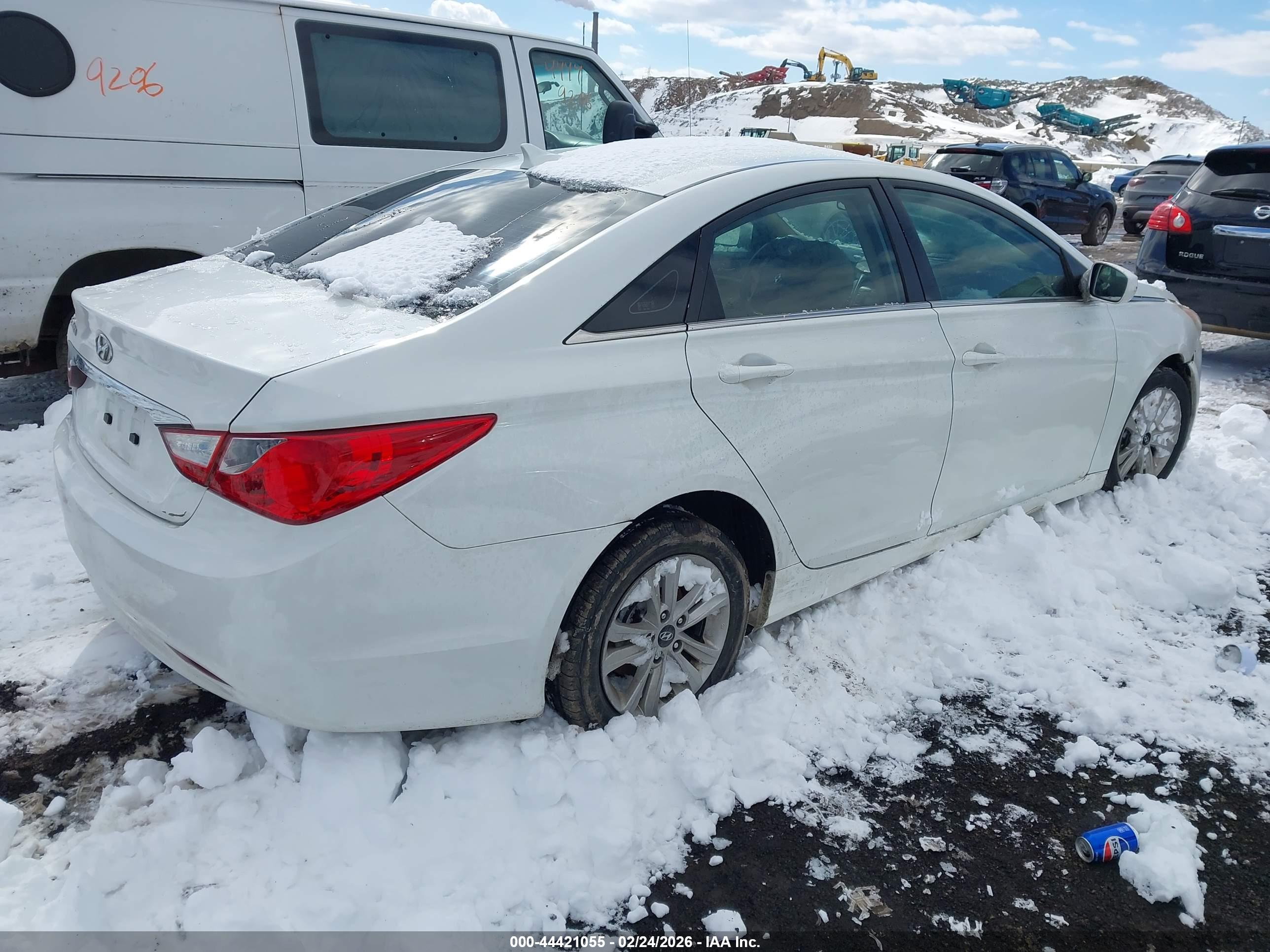 HYUNDAI SONATA image 4