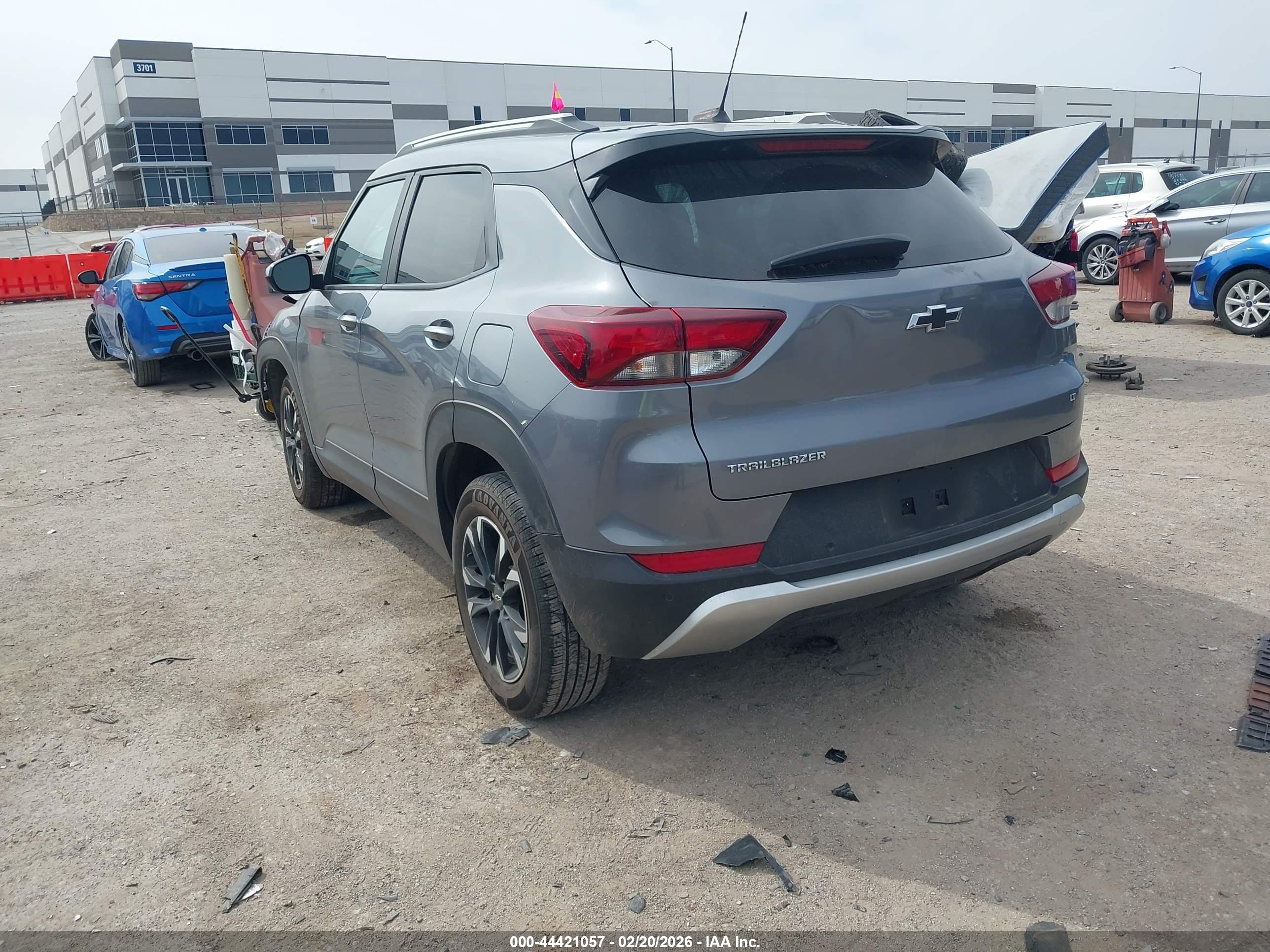 CHEVROLET TRAILBLAZER image 3