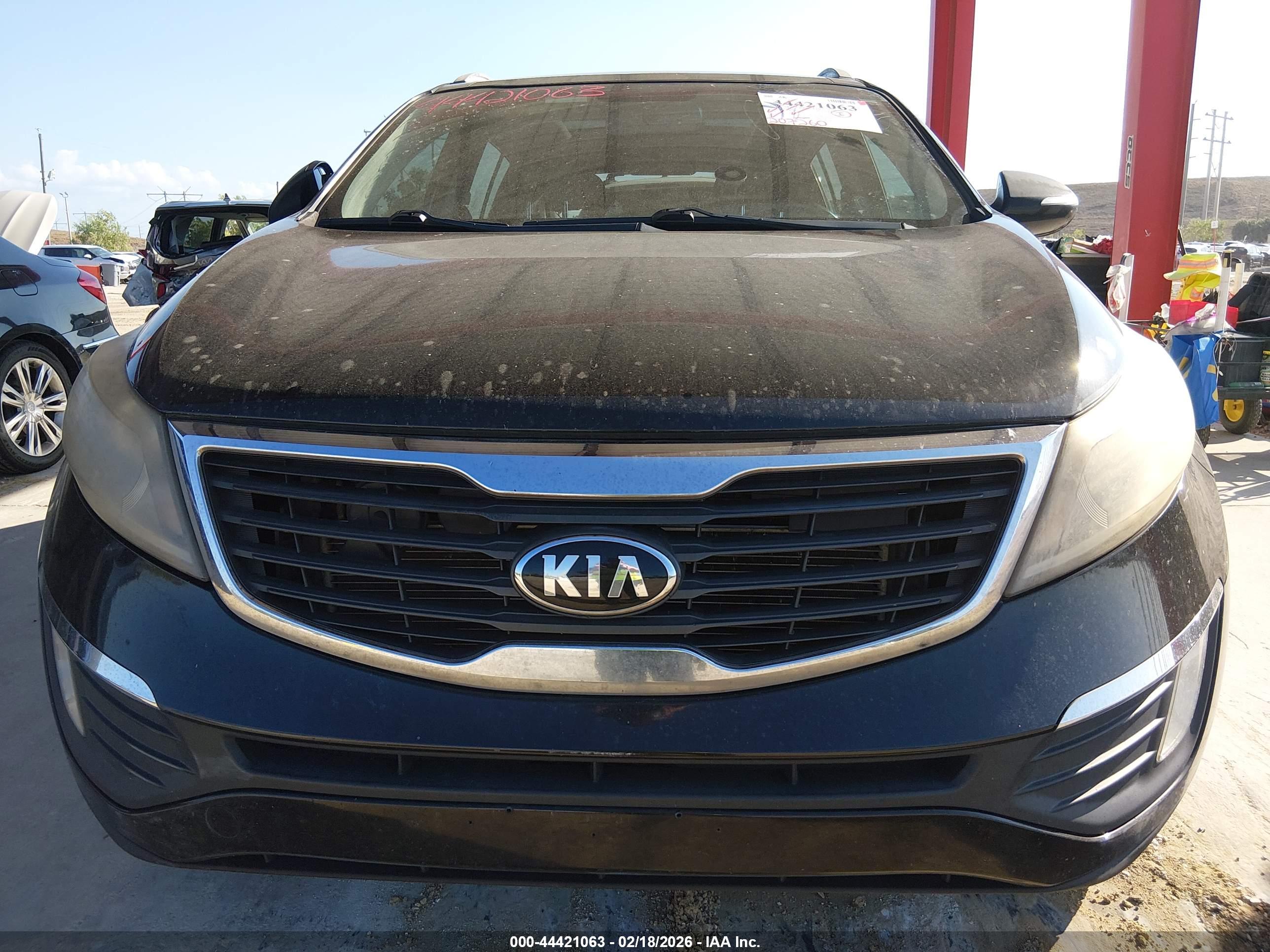 KIA SPORTAGE image 6