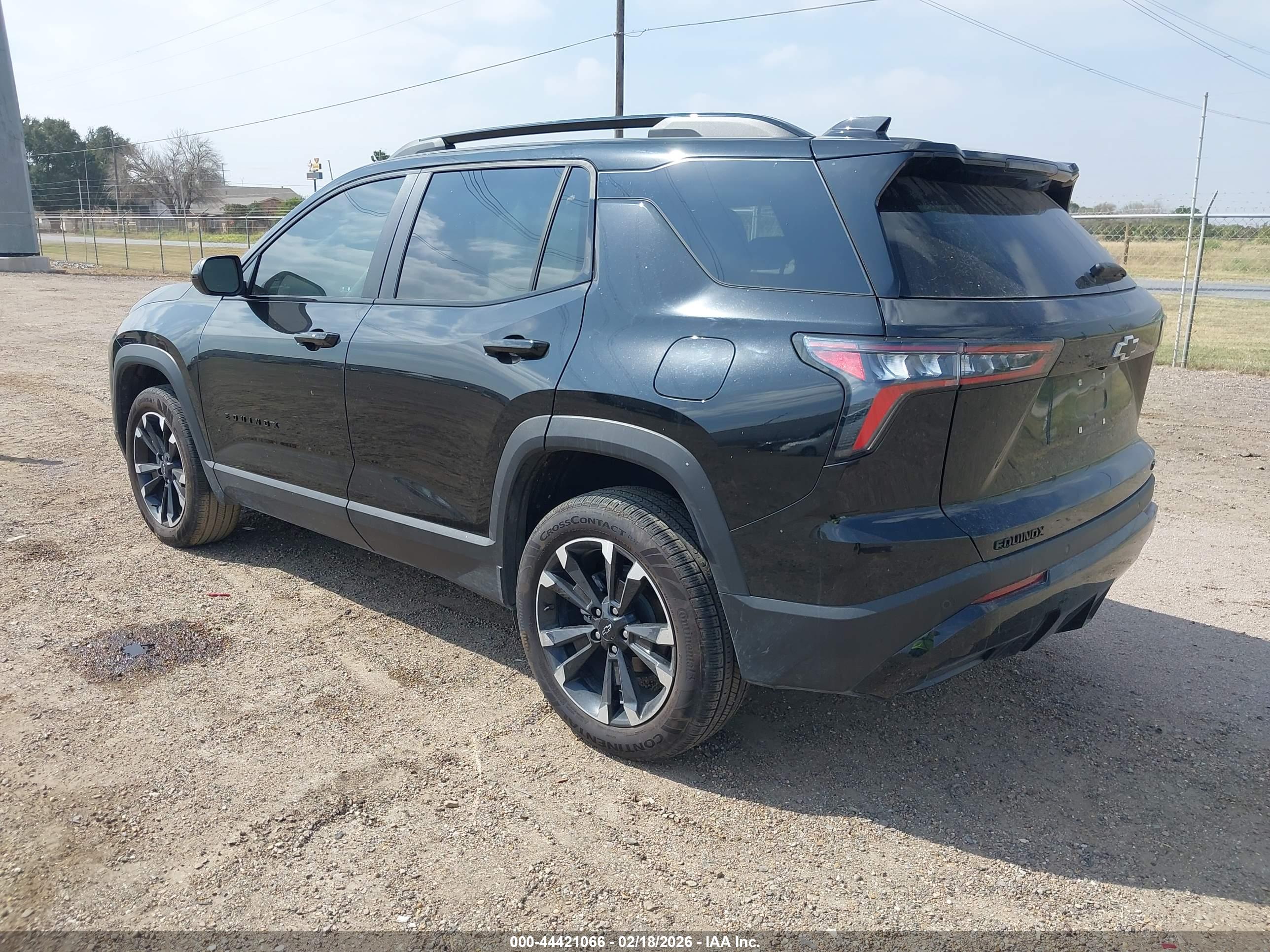 CHEVROLET EQUINOX image 3