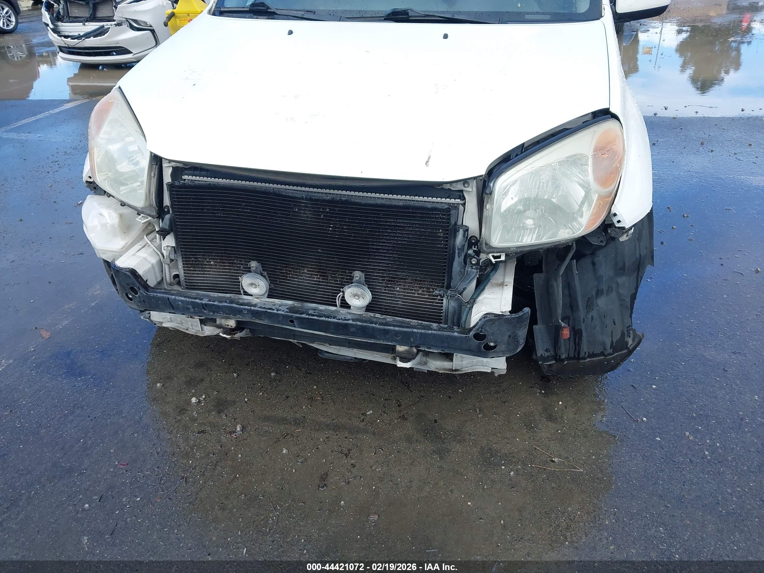 TOYOTA RAV4 image 6