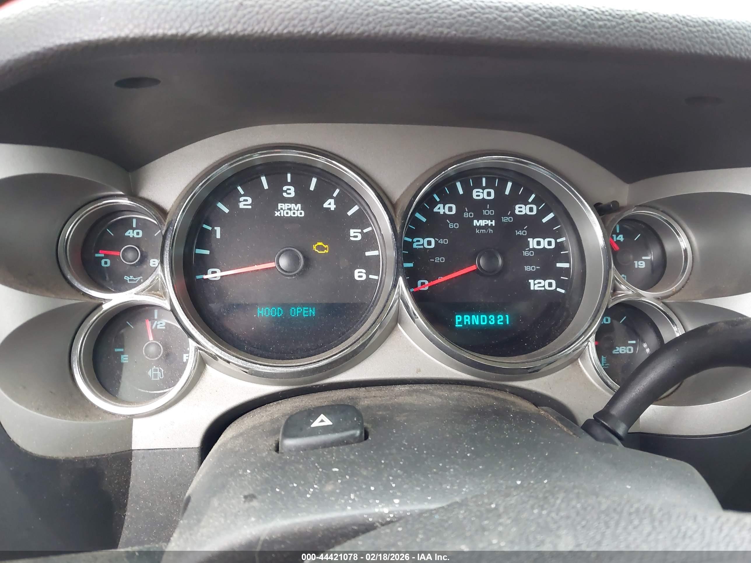 CHEVROLET SILVERADO image 7