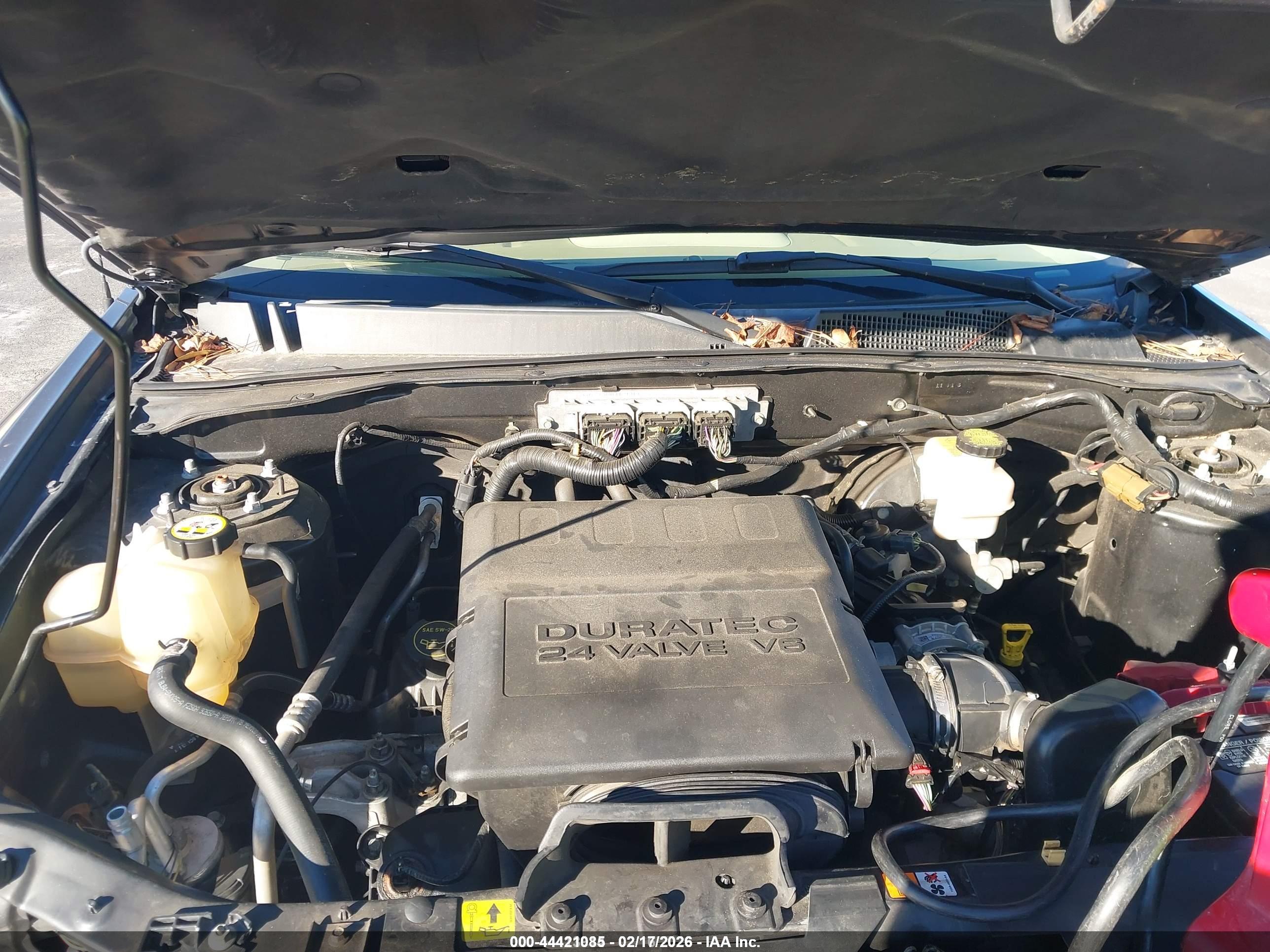 FORD ESCAPE image 10