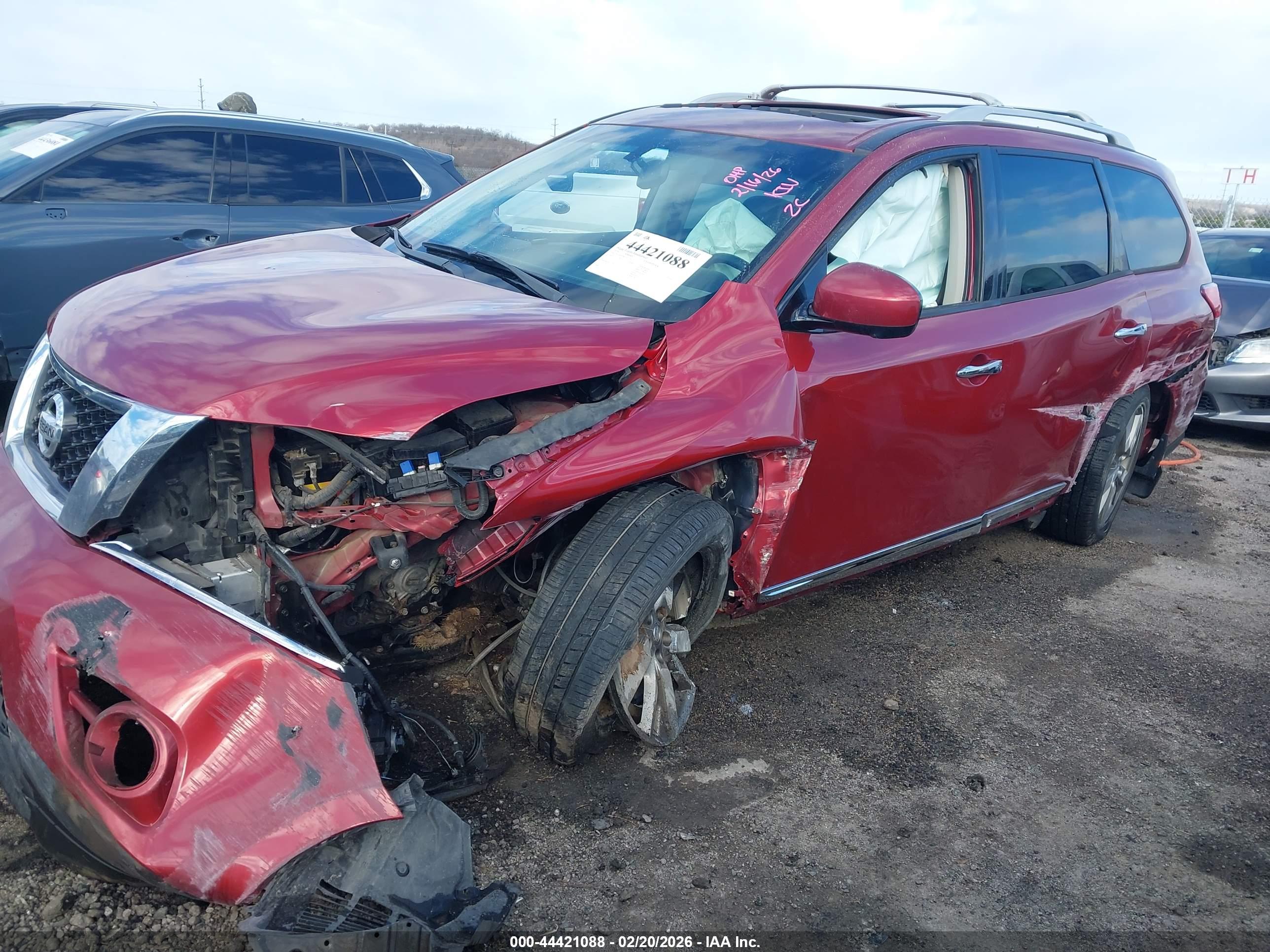 NISSAN PATHFINDER image 2