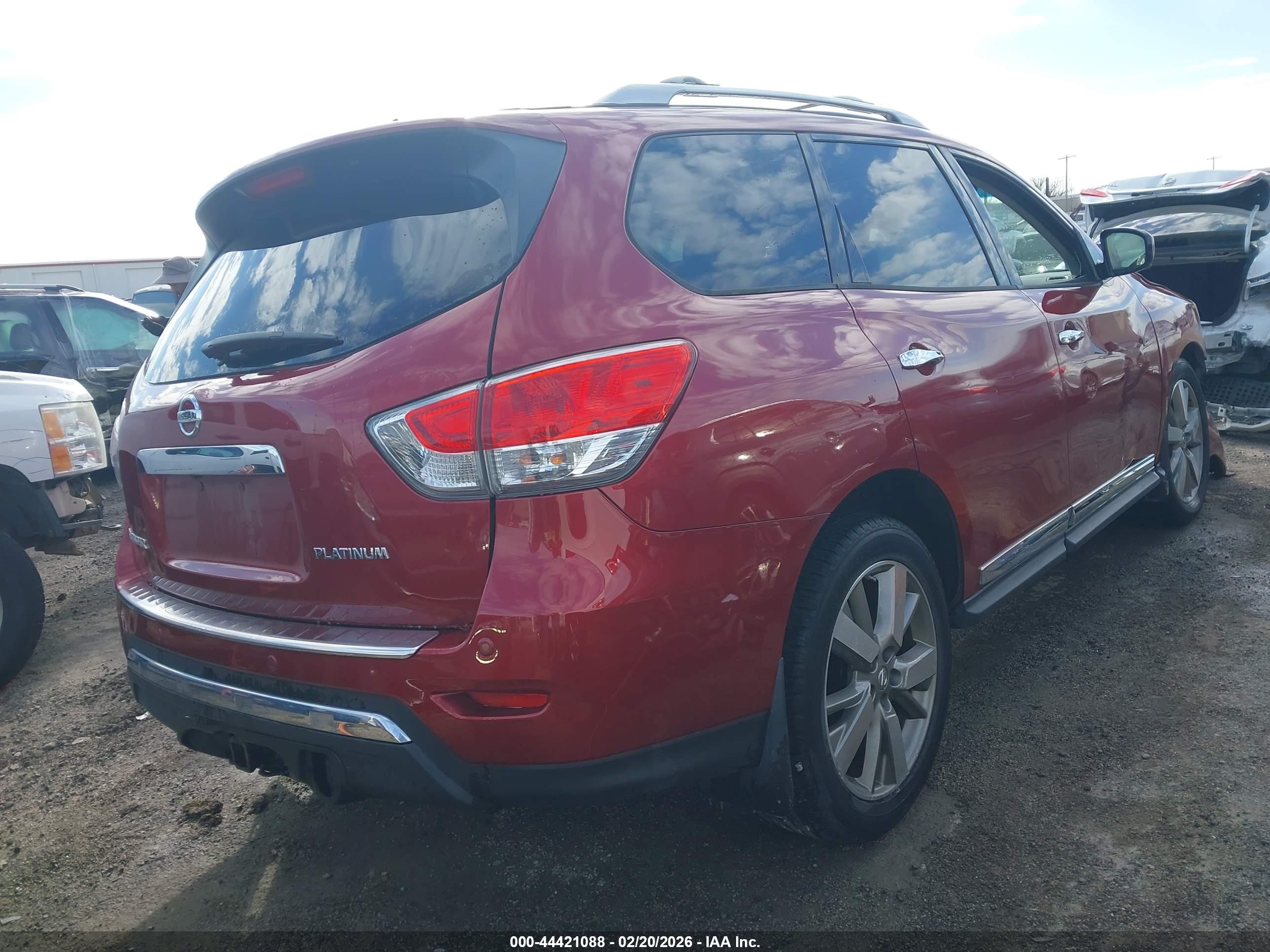 NISSAN PATHFINDER image 4