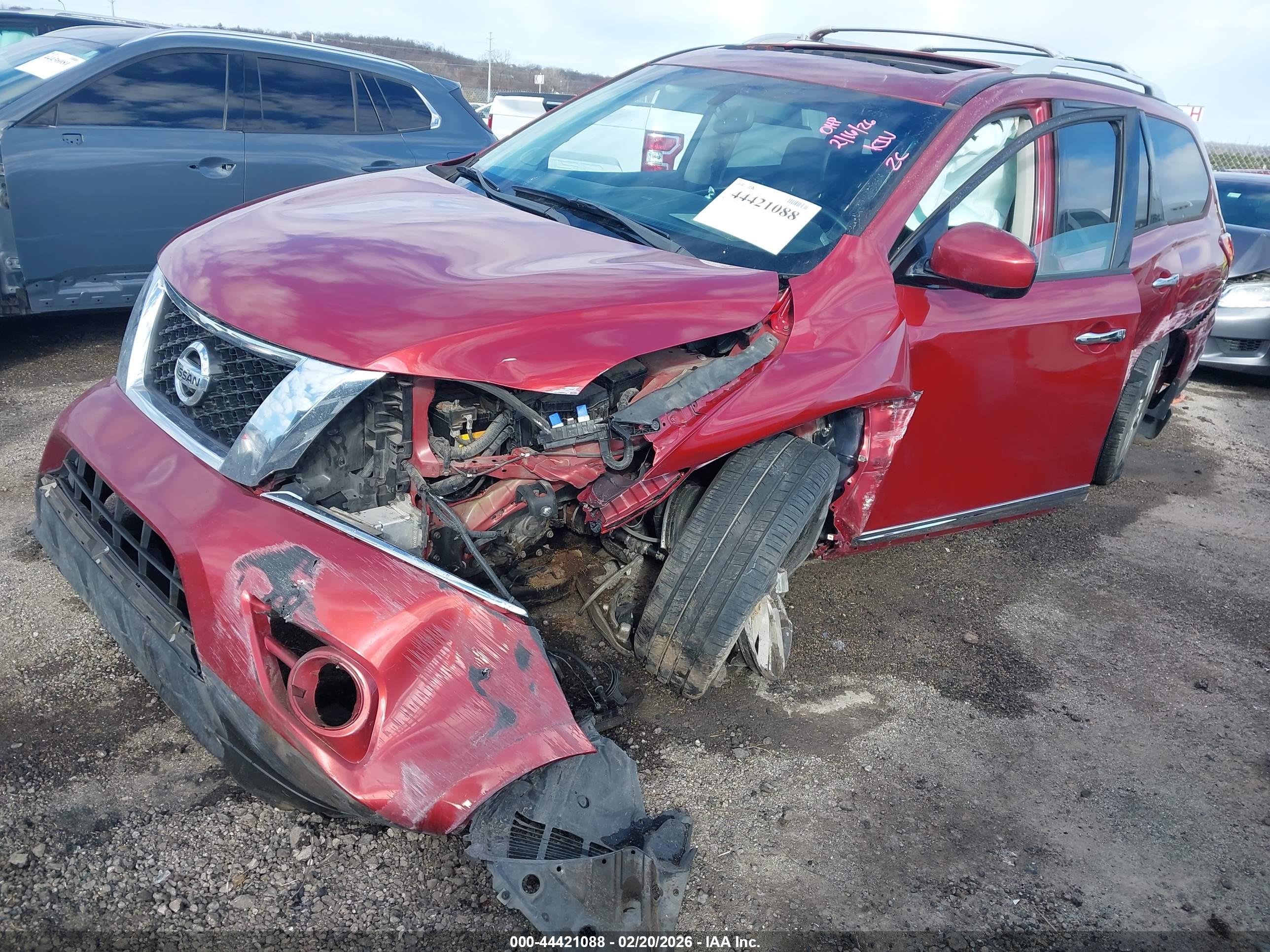 NISSAN PATHFINDER image 6