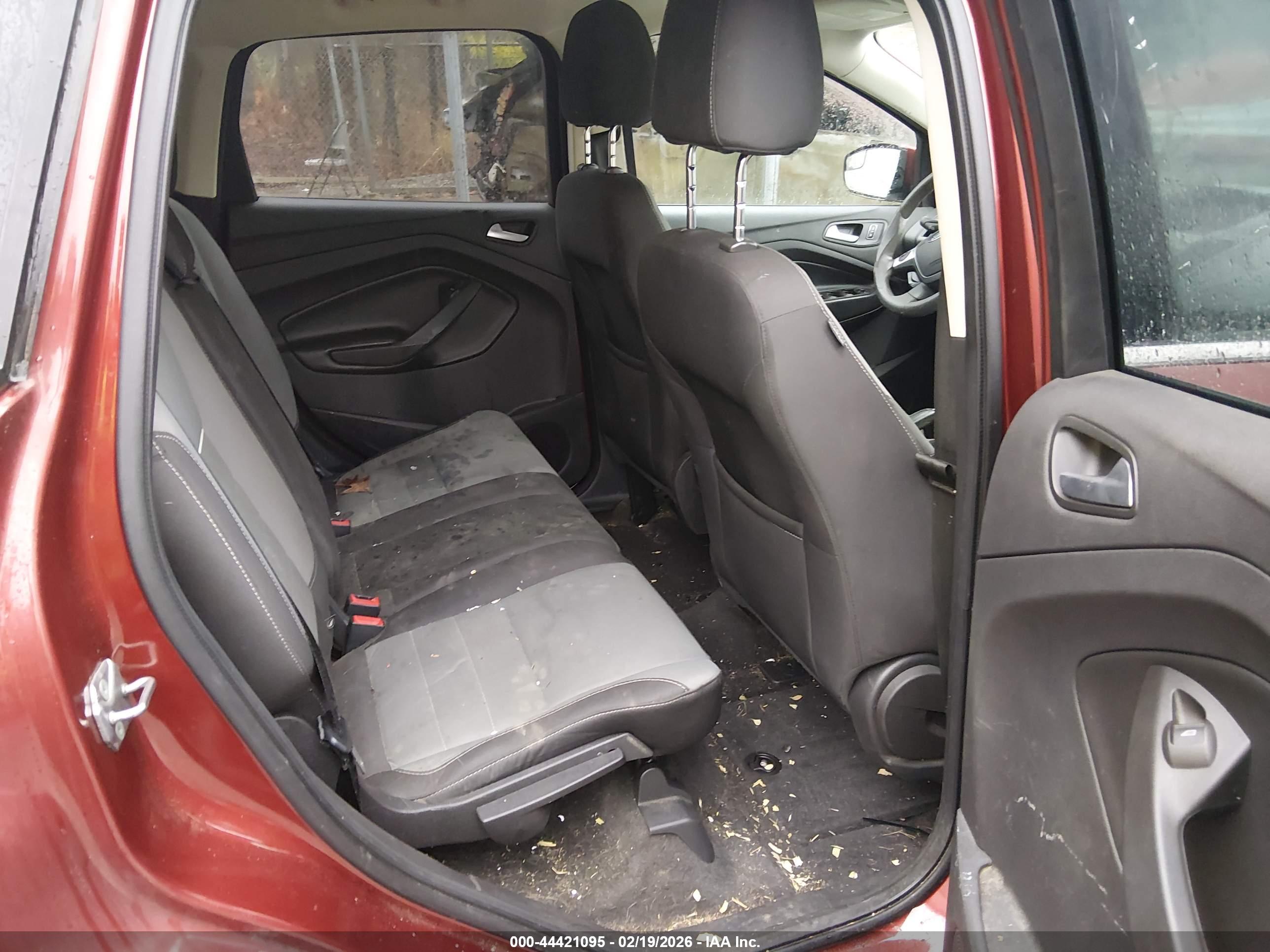FORD ESCAPE image 8