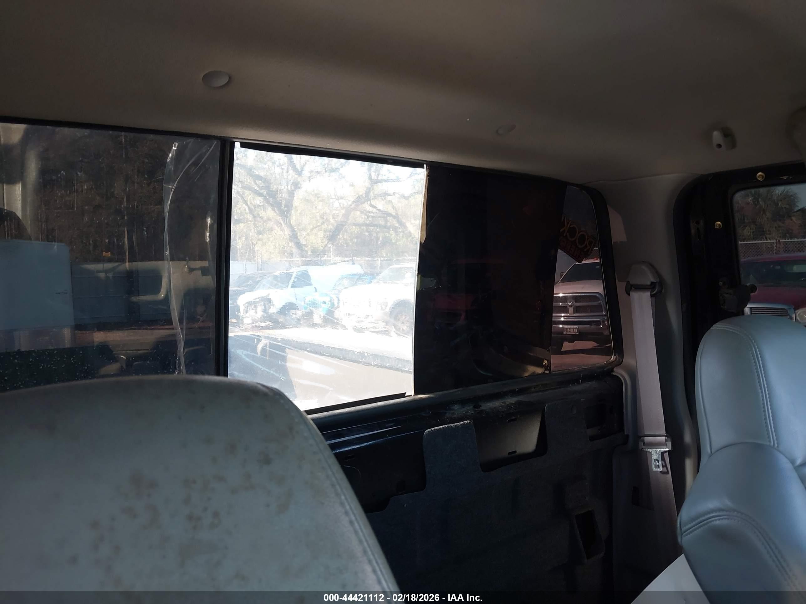 FORD F-250 image 8