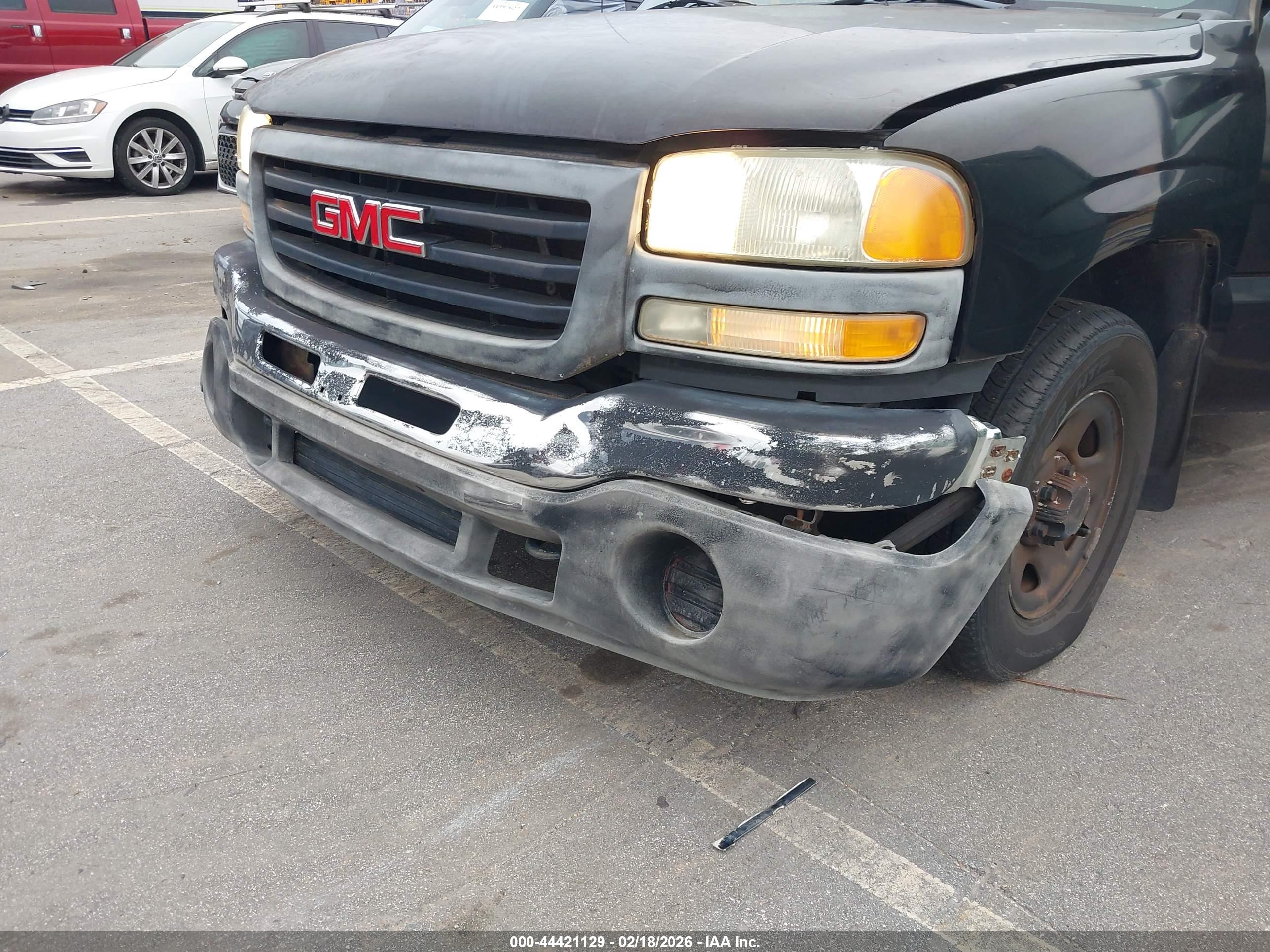 GMC SIERRA image 6