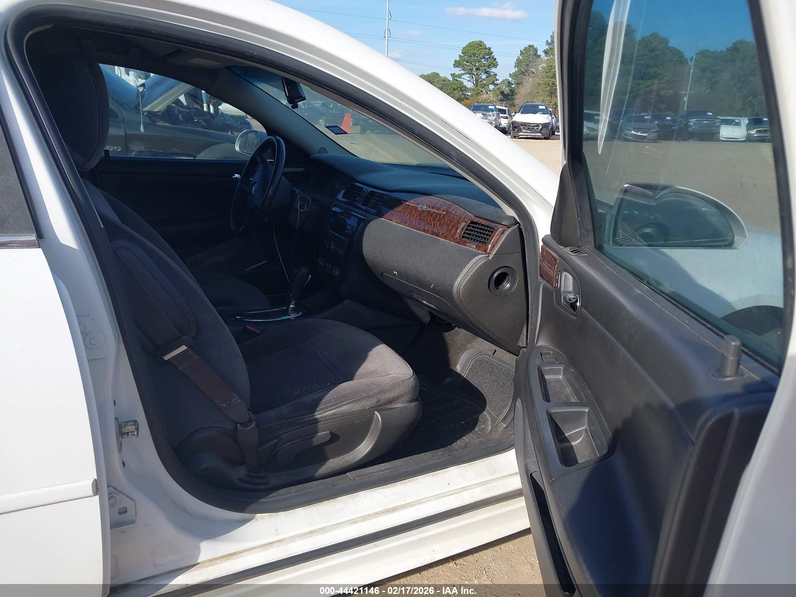 CHEVROLET IMPALA image 5