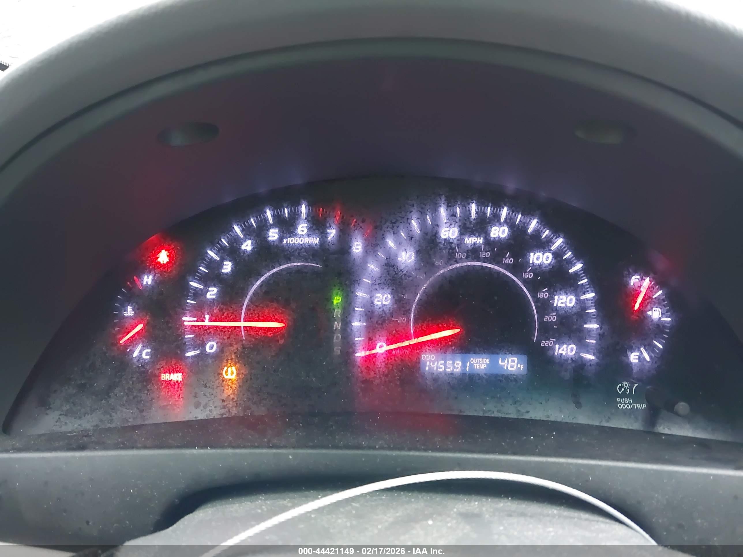 TOYOTA CAMRY image 7