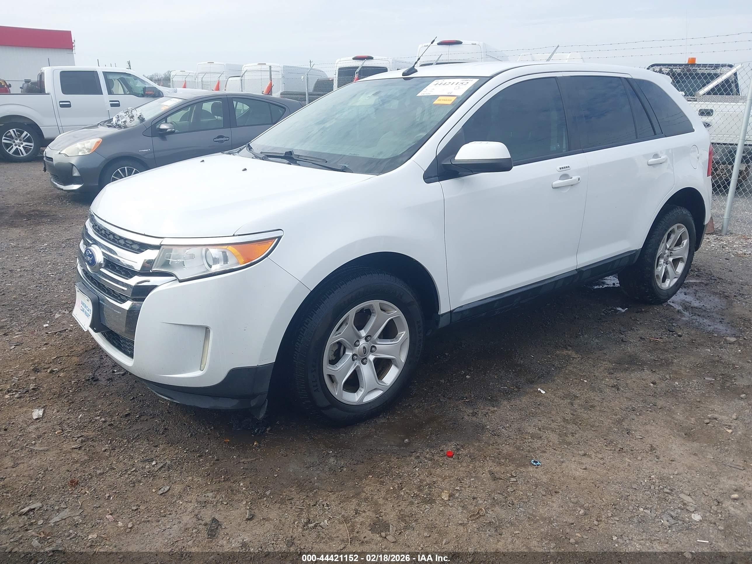 FORD EDGE image 2