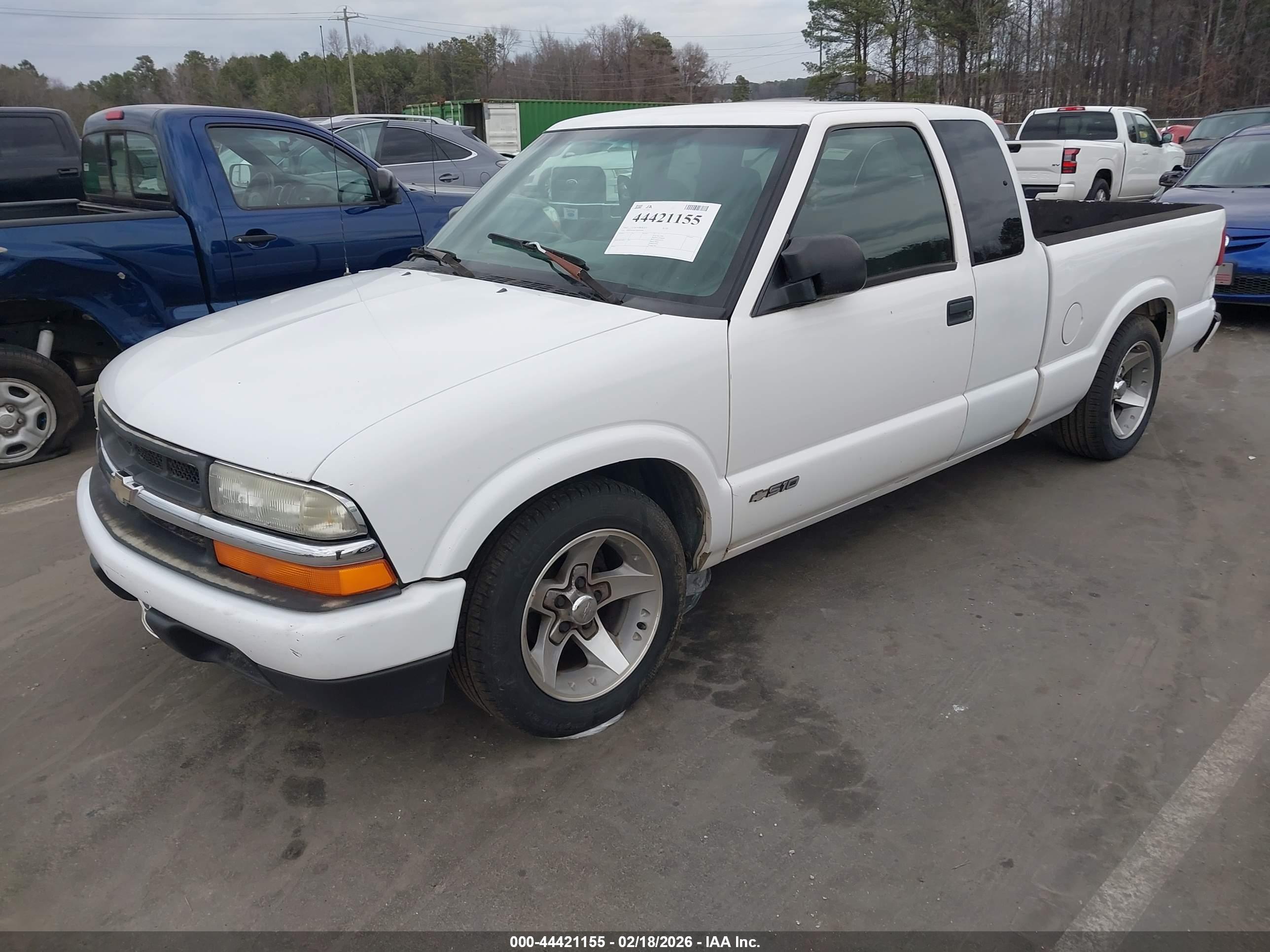 CHEVROLET S-10 image 2
