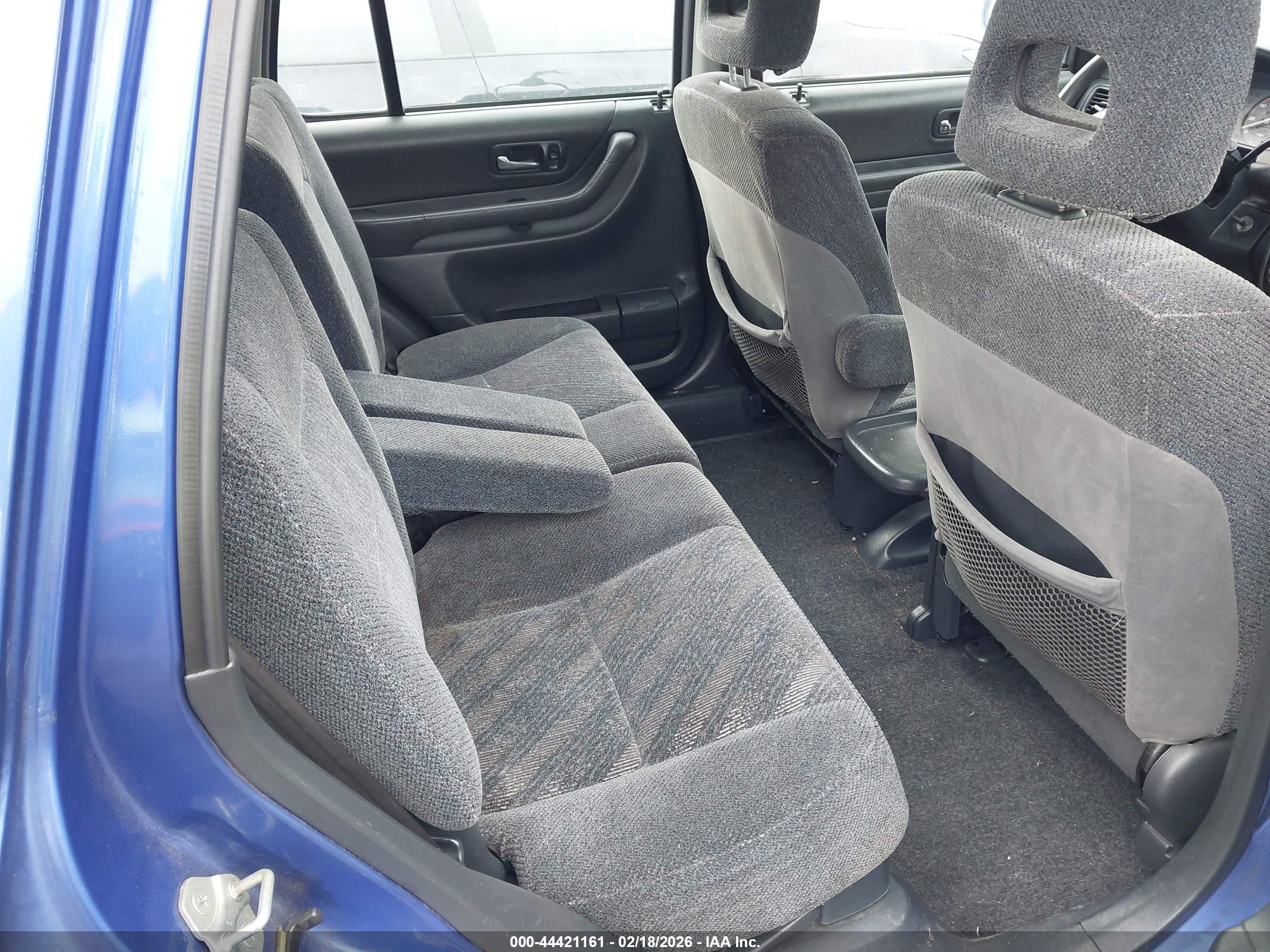 HONDA CR-V image 8