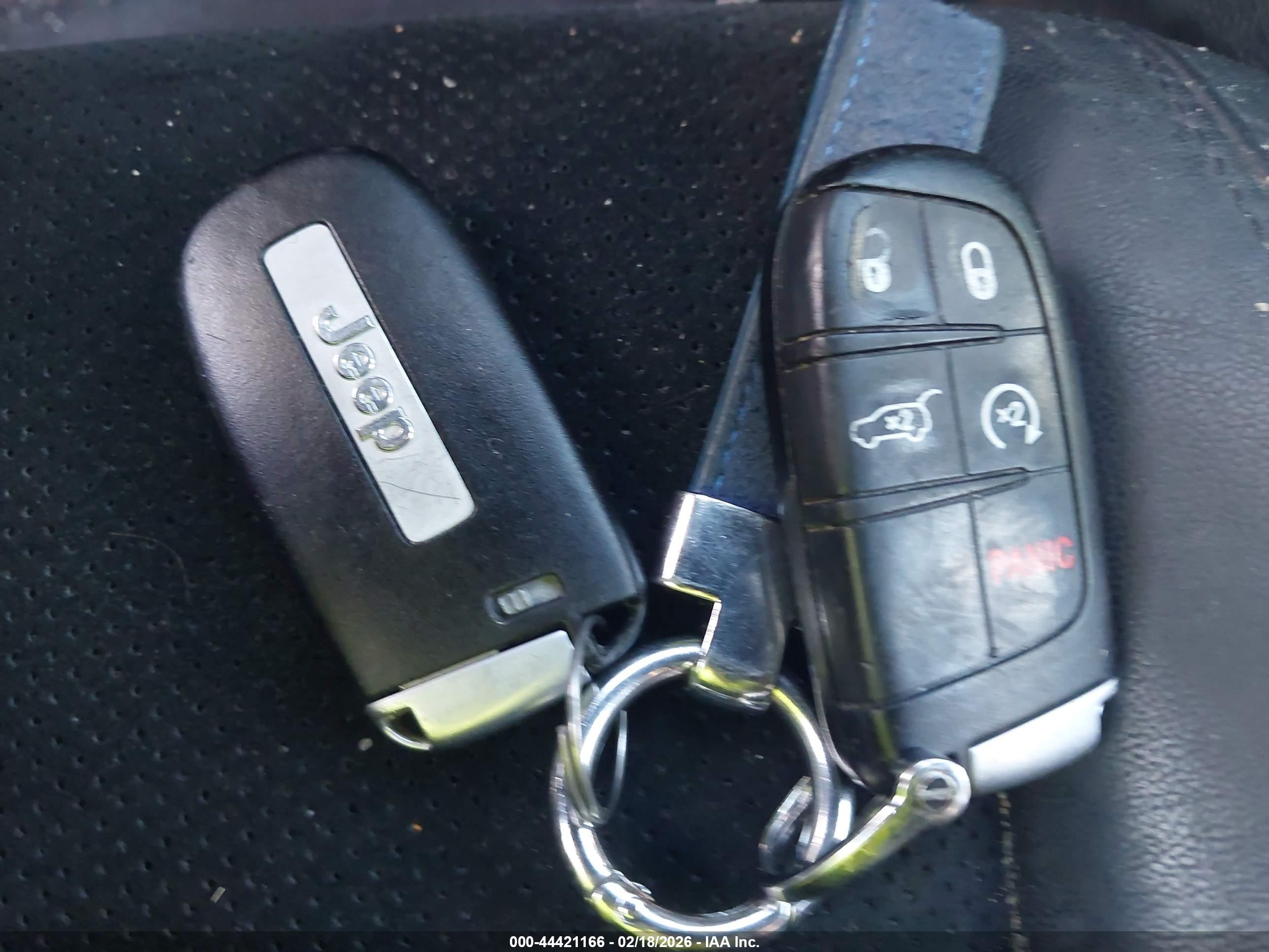 JEEP GRAND image 11