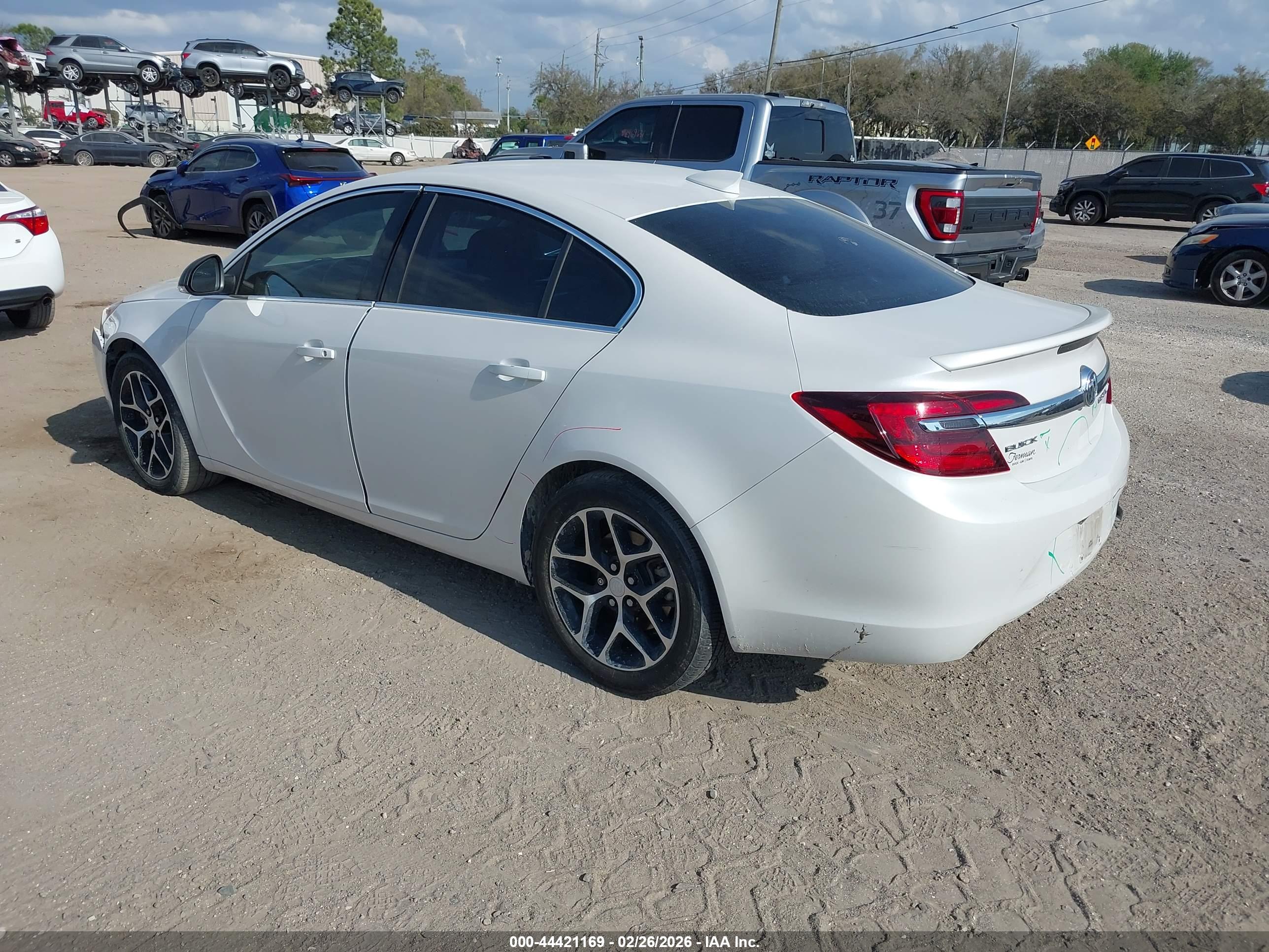 BUICK REGAL image 3