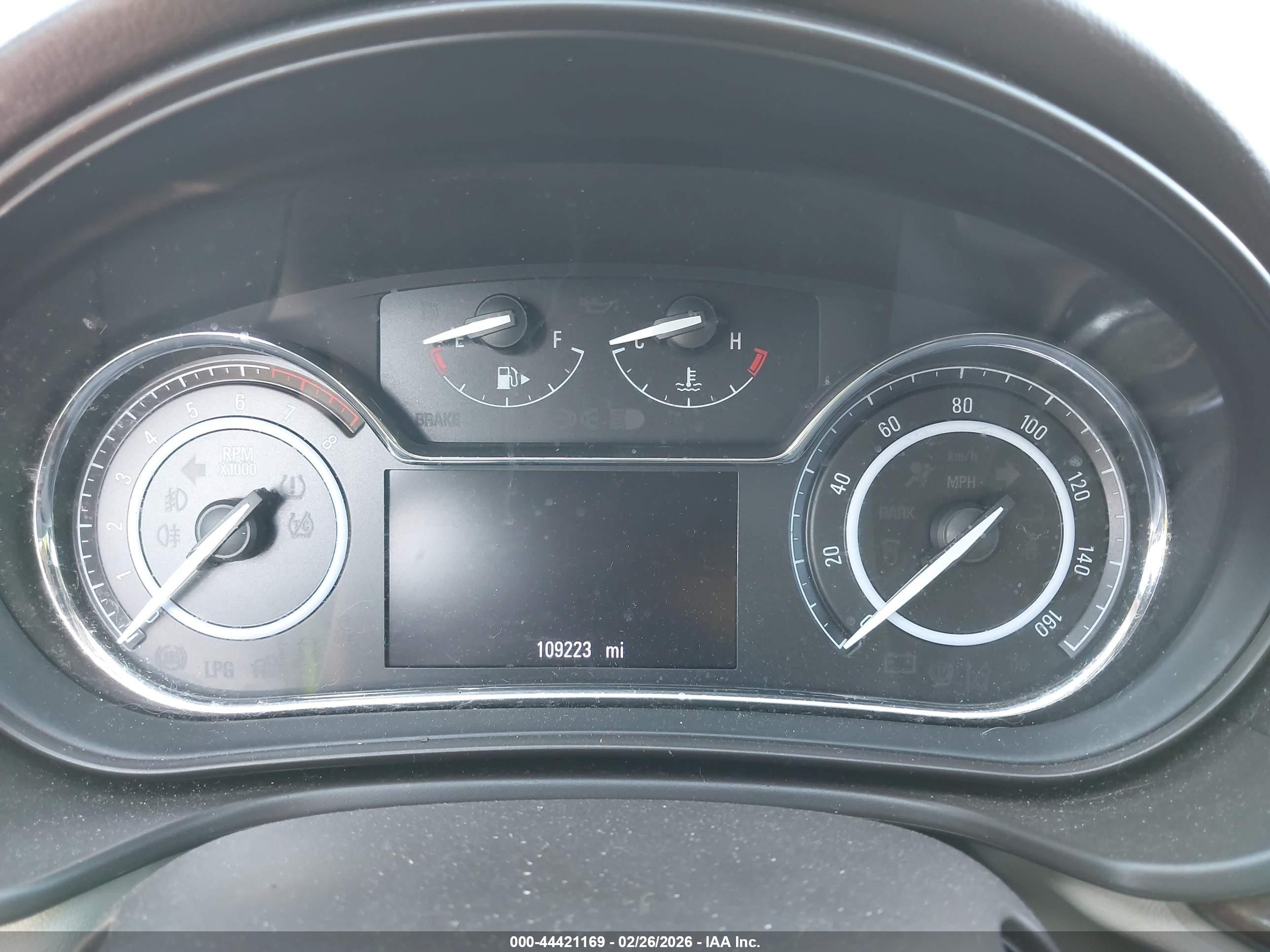 BUICK REGAL image 7