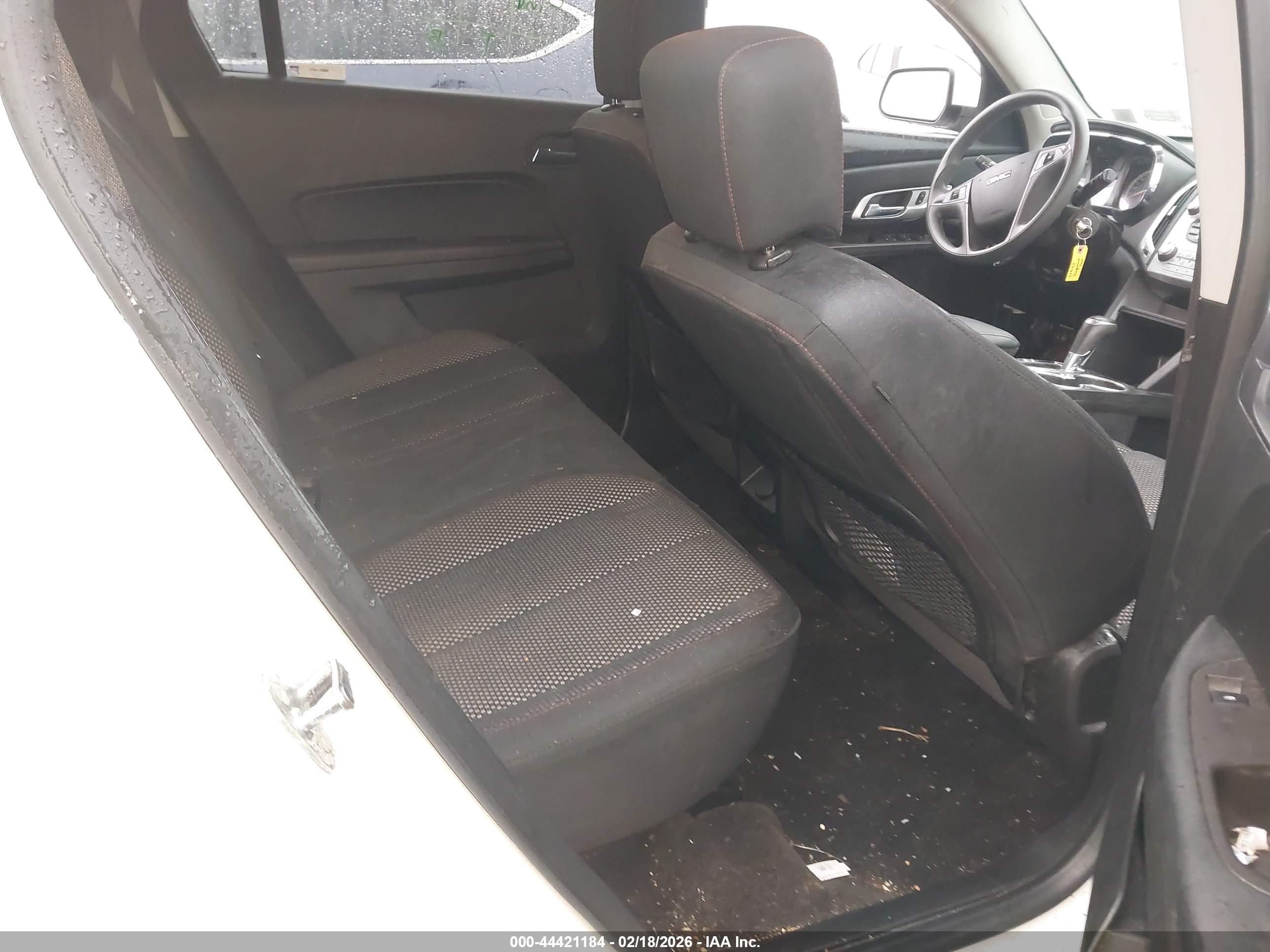 GMC TERRAIN image 8