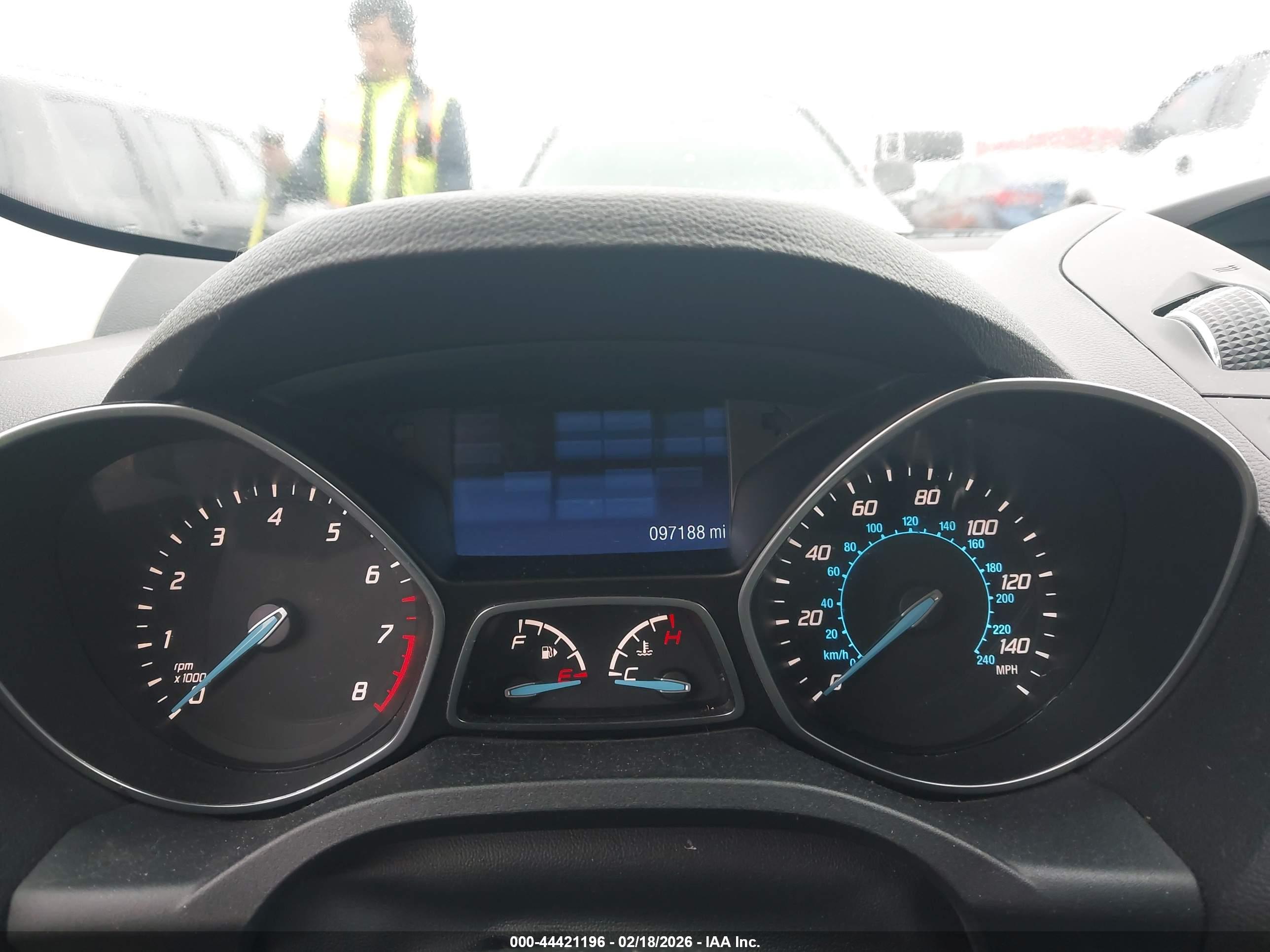 FORD ESCAPE image 7