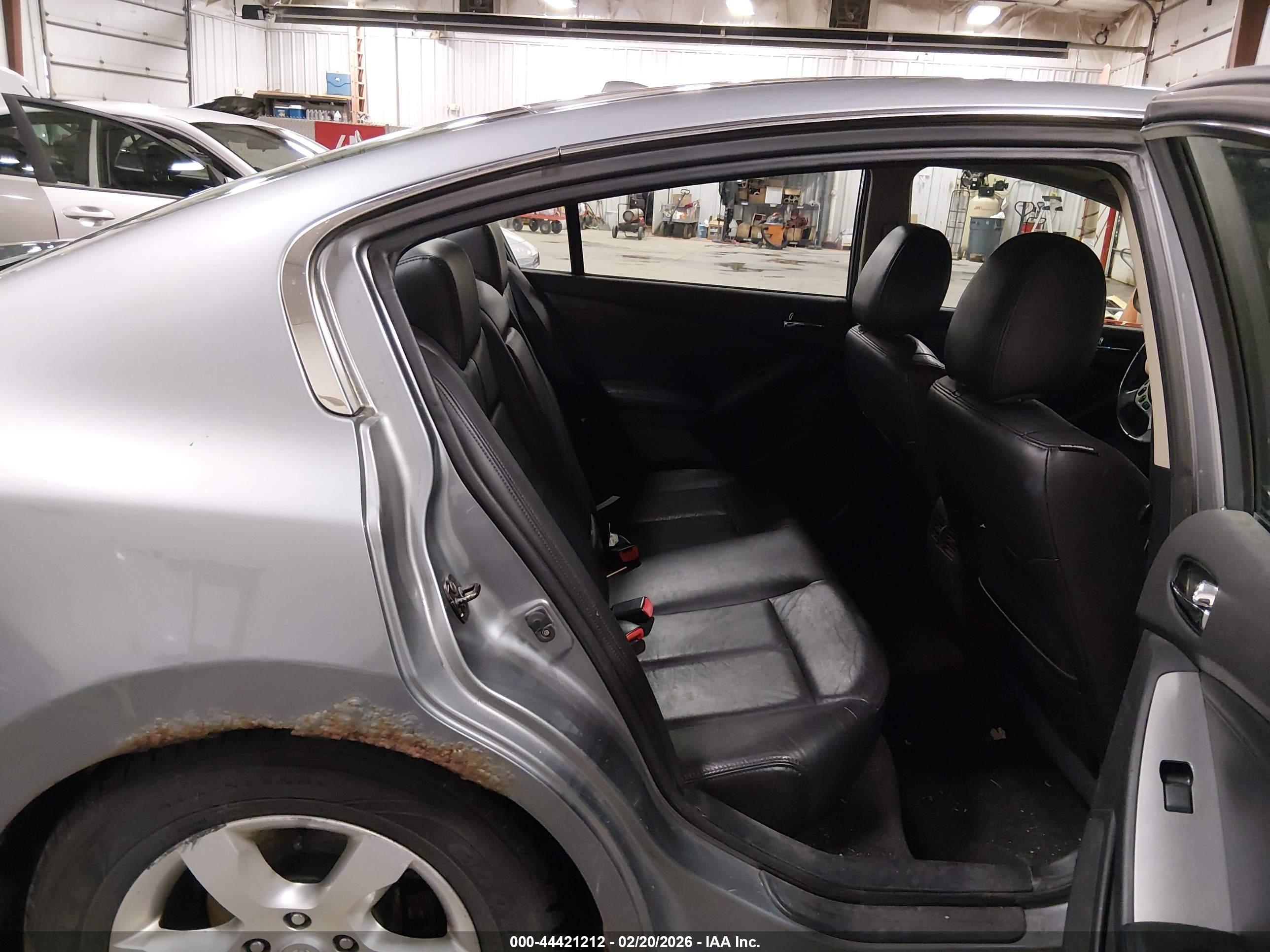NISSAN ALTIMA image 8