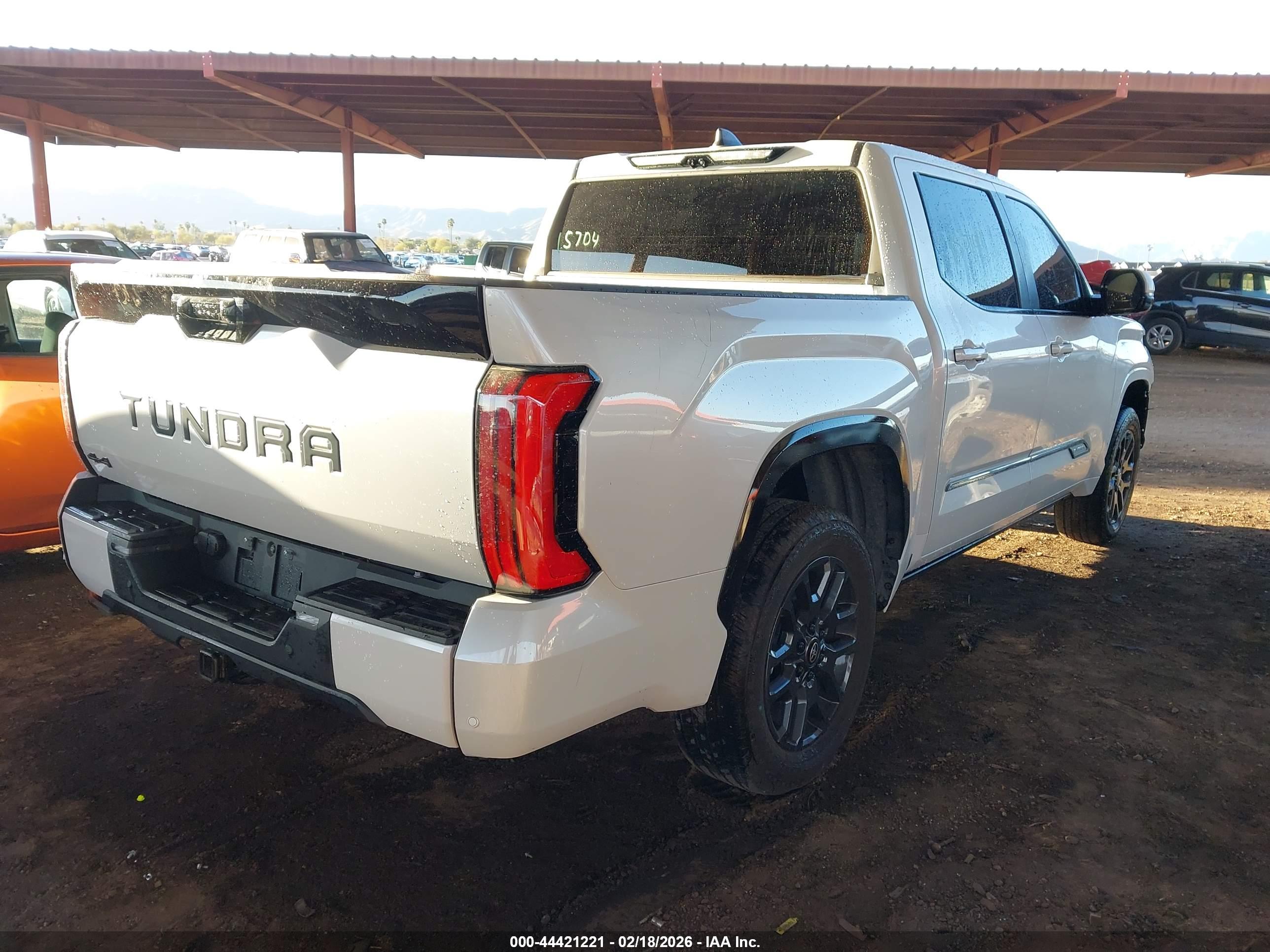 TOYOTA TUNDRA image 4