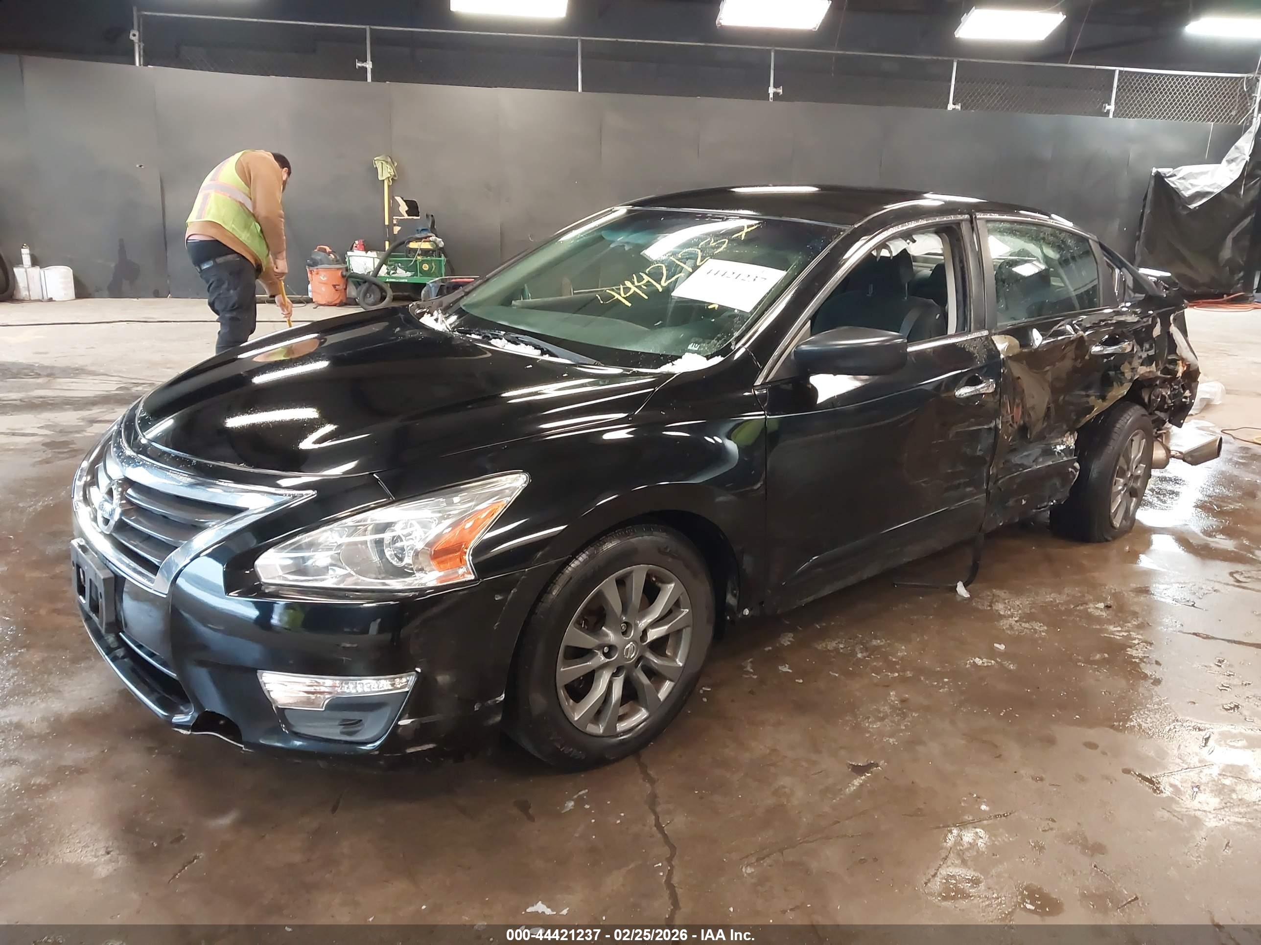 NISSAN ALTIMA image 2