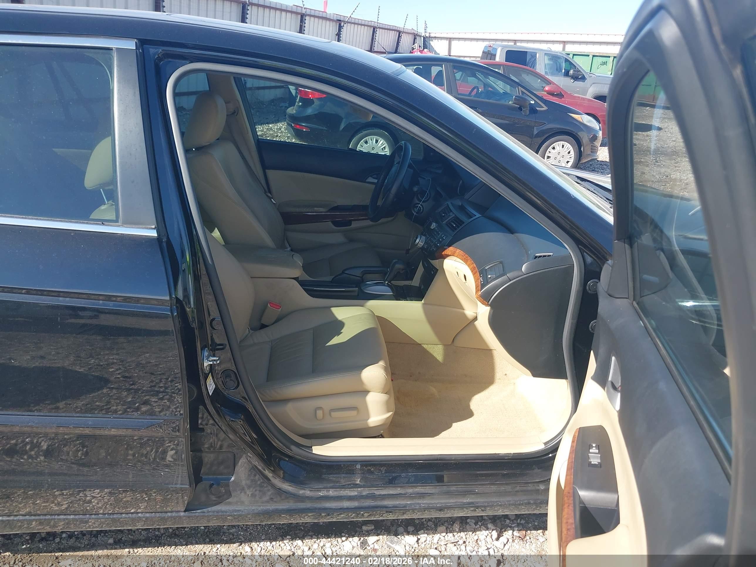HONDA ACCORD image 5
