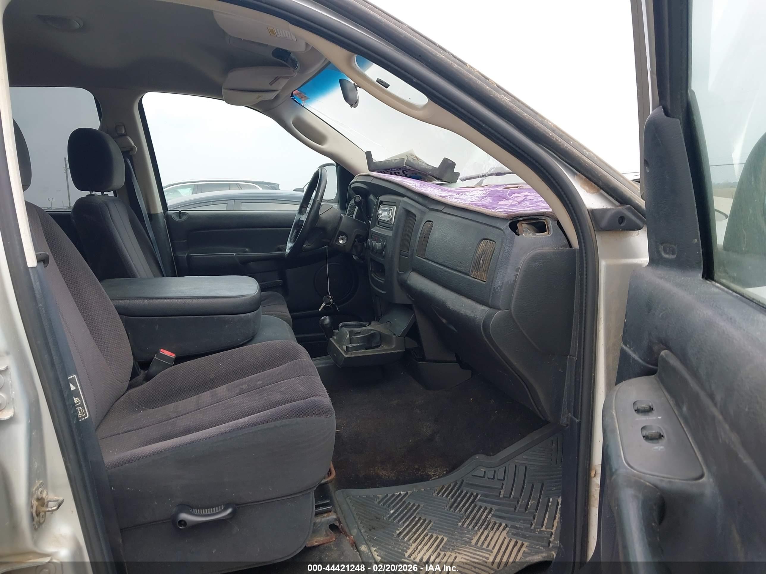 DODGE RAM image 5